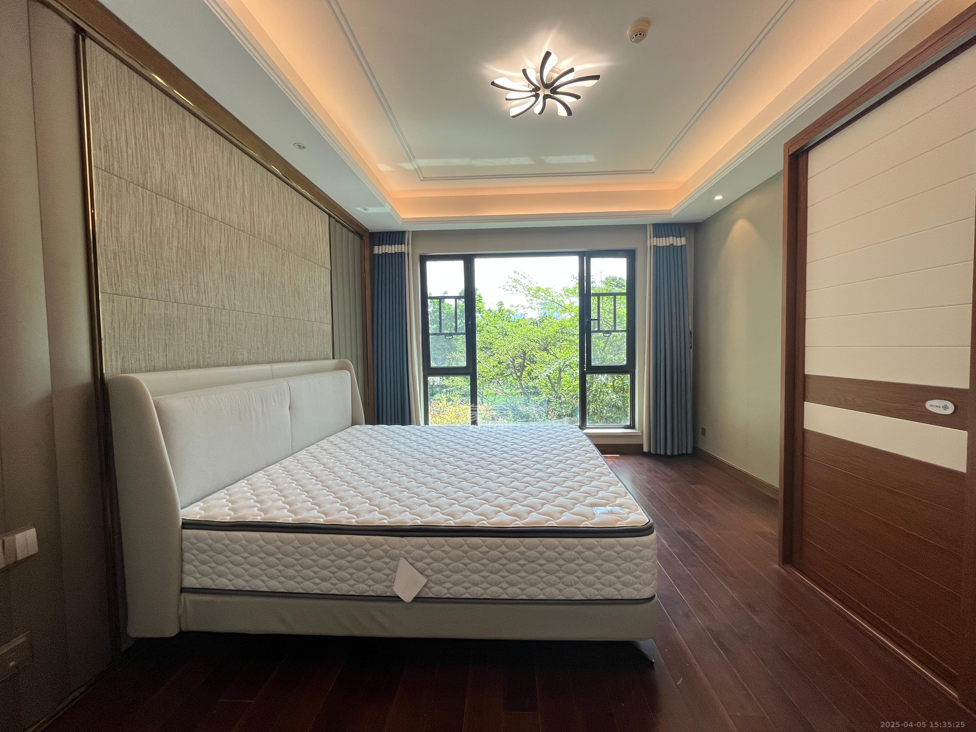 晟通牡丹舸 4室2厅3卫 12800.0元/月 晟通牡丹舸 4室2厅3卫 12800.0元/月室内图