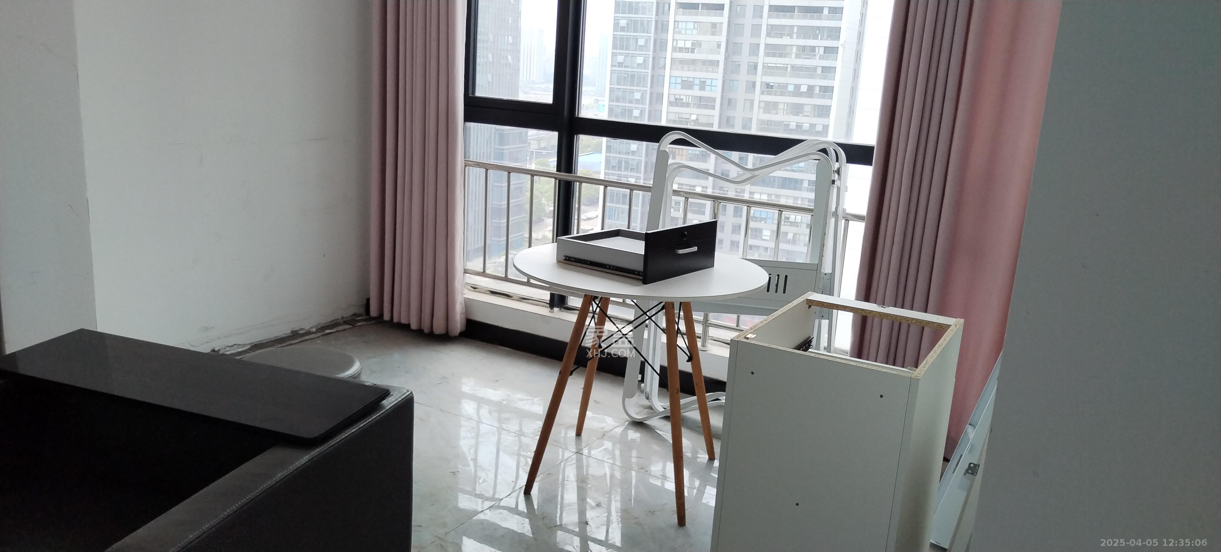 德思勤城市广场(宝格丽公寓)  1室1厅1卫    6000.0元/月 德思勤城市广场(宝格丽公寓)  1室1厅1卫    6000.0元/月