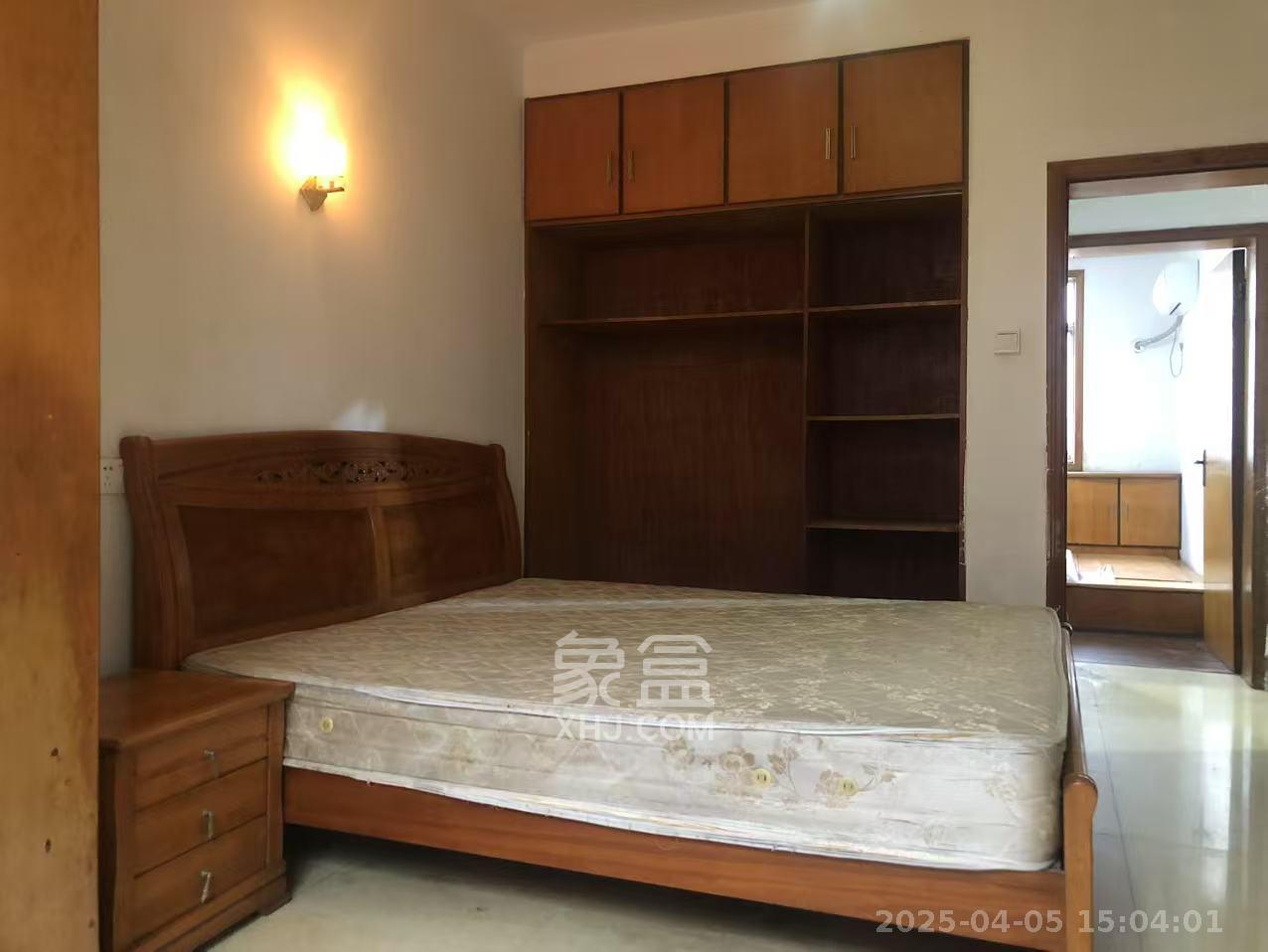 红星商务楼(红星蔬菜批发大市场) 2室1厅1卫 1350.0元/月 红星商务楼(红星蔬菜批发大市场) 2室1厅1卫 1350.0元/月室内图