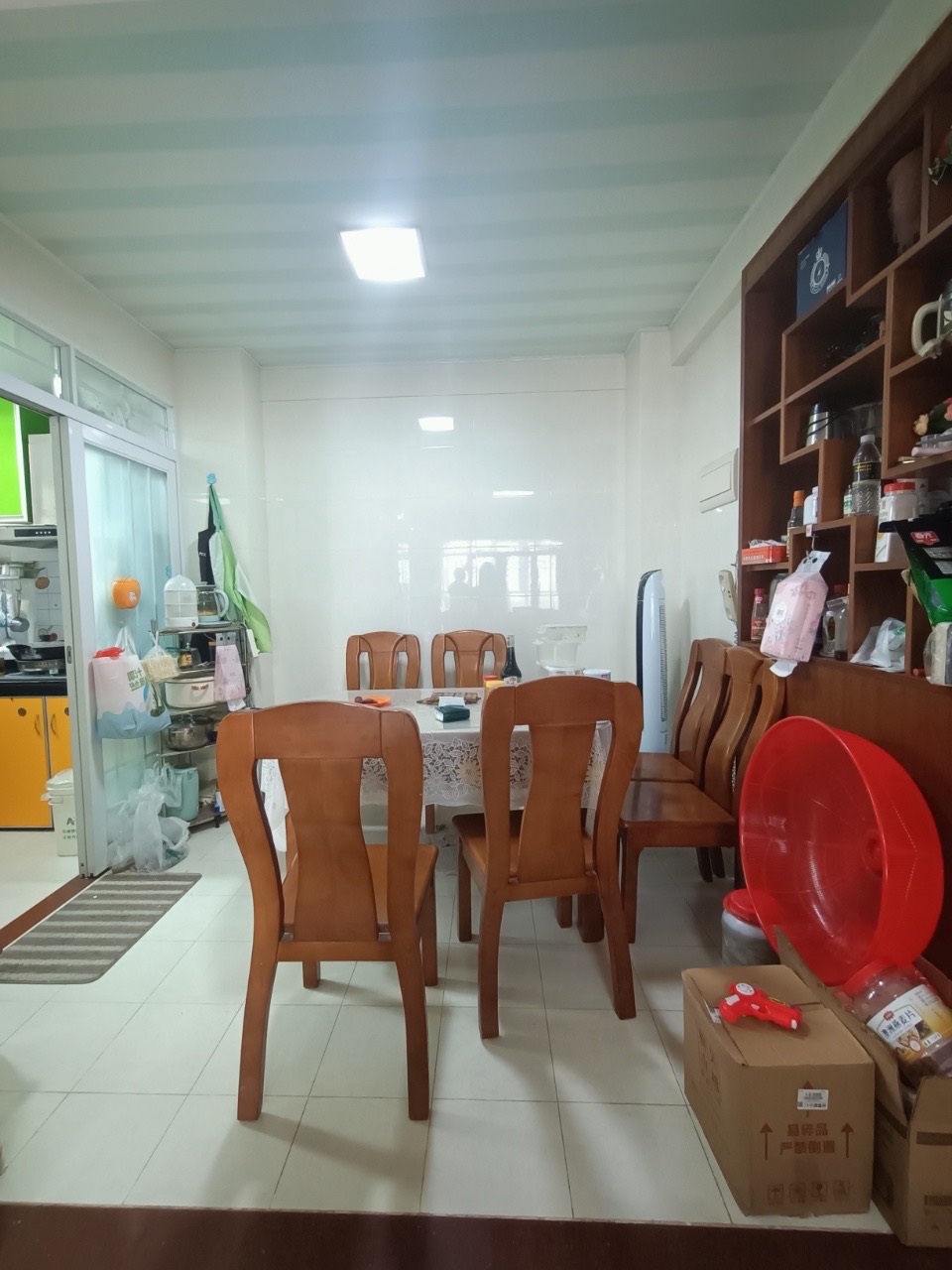 翔龙小区 3室2厅2卫 139.0万 翔龙小区 3室2厅2卫 139.0万客厅