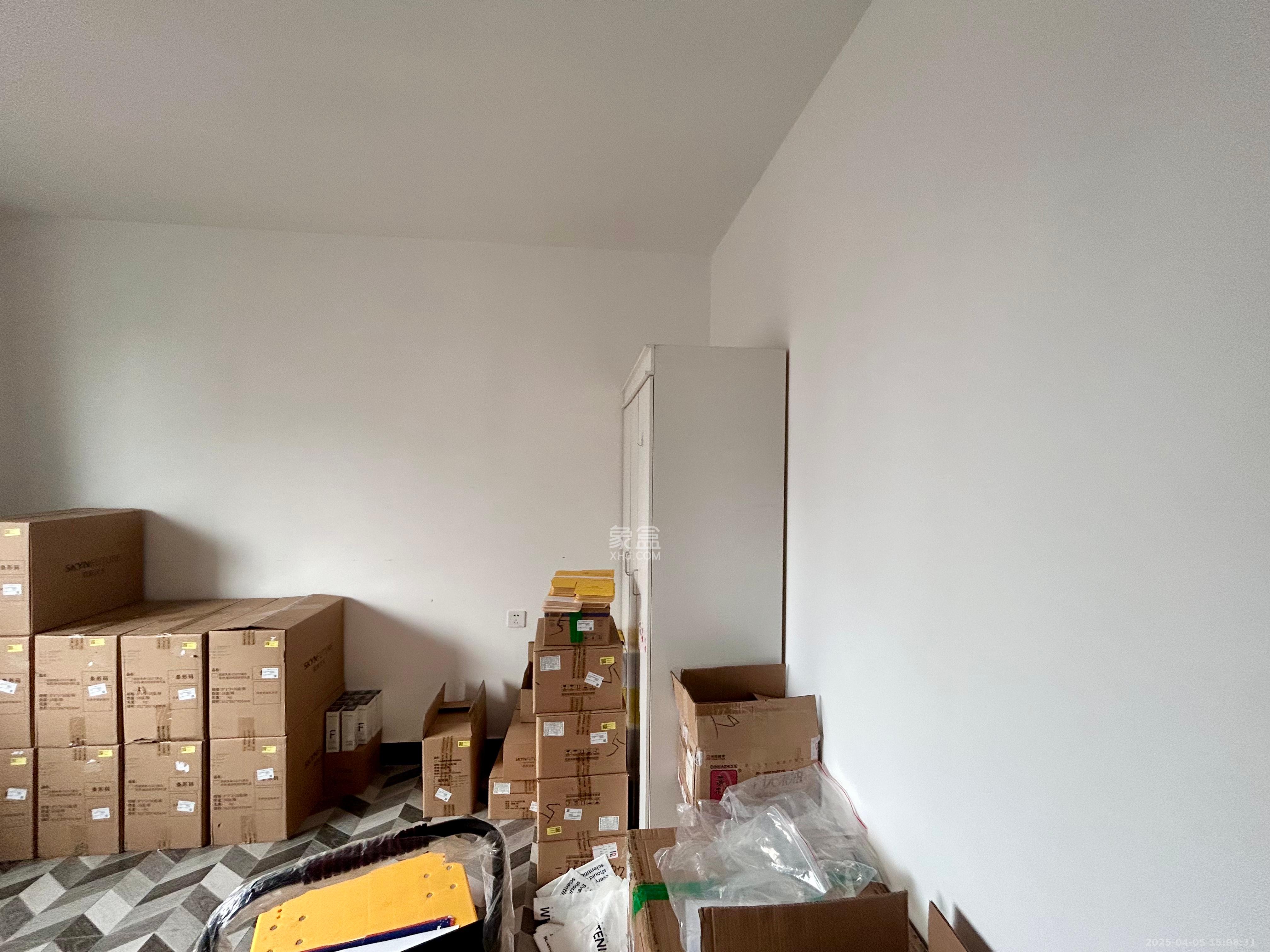 半山壹号 4室2厅2卫 3000.0元/月 半山壹号 4室2厅2卫 3000.0元/月室内图