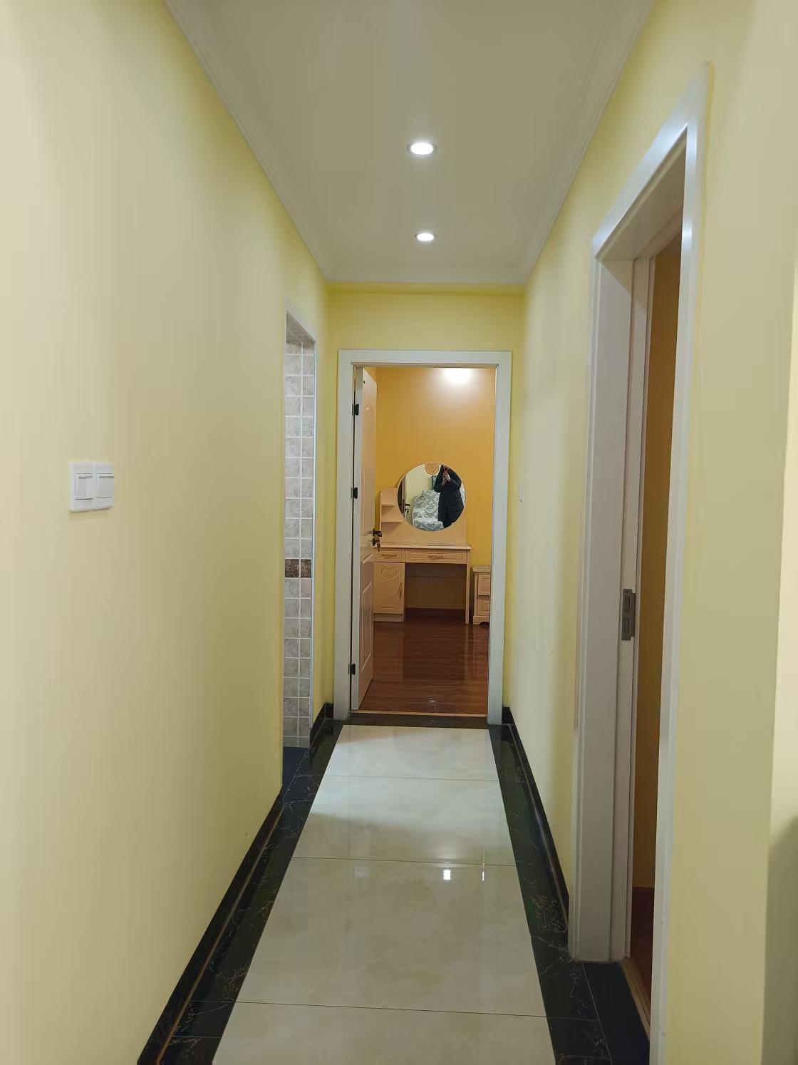 华都国际花园 3室2厅2卫 1700.0元/月 华都国际花园 3室2厅2卫 1700.0元/月室内图