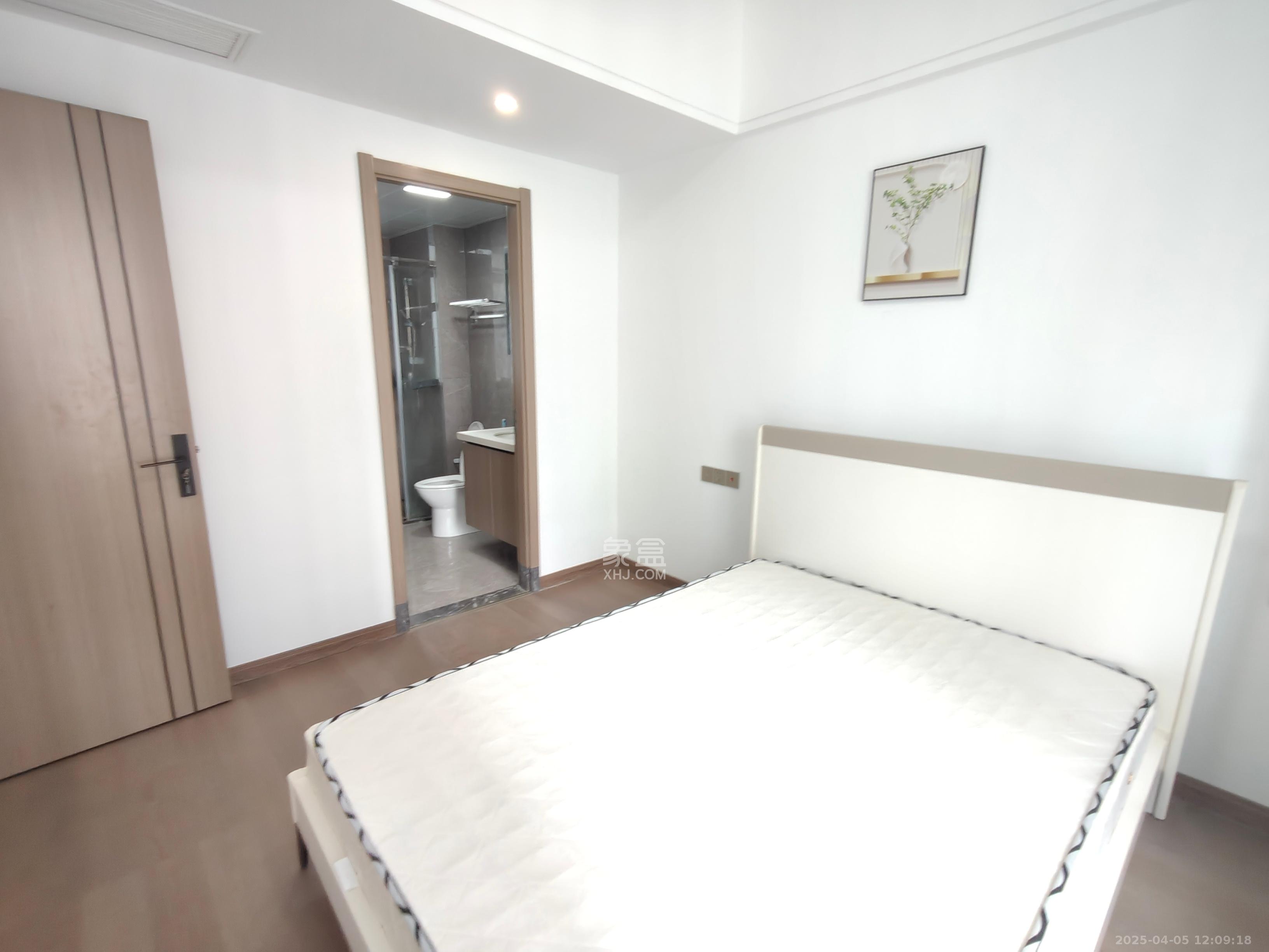 梅溪枫林  3室2厅2卫   3300.00元/月室内图