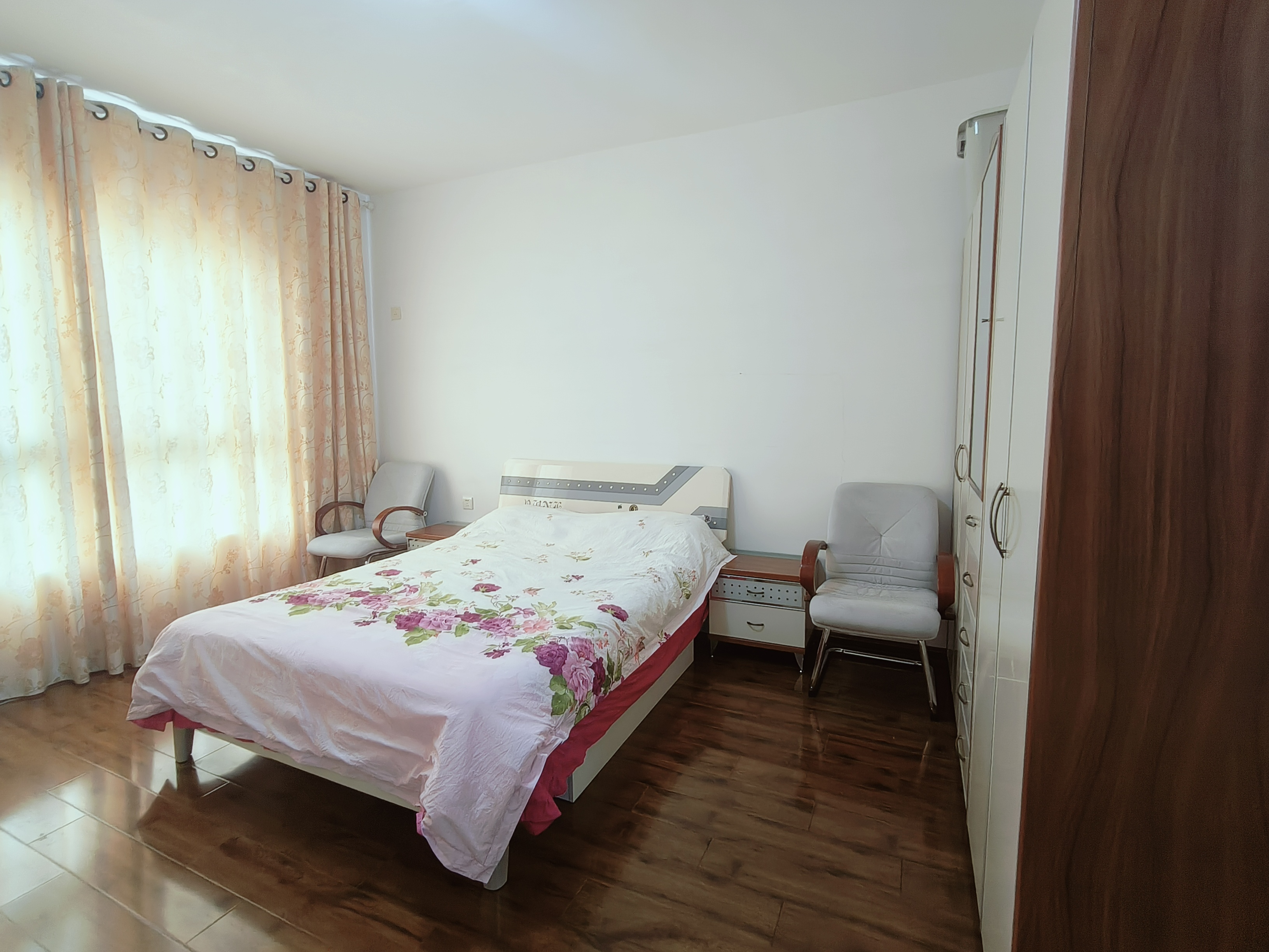 天门壹号 3室2厅2卫 2000.00元/月 天门壹号 3室2厅2卫 2000.00元/月室内图