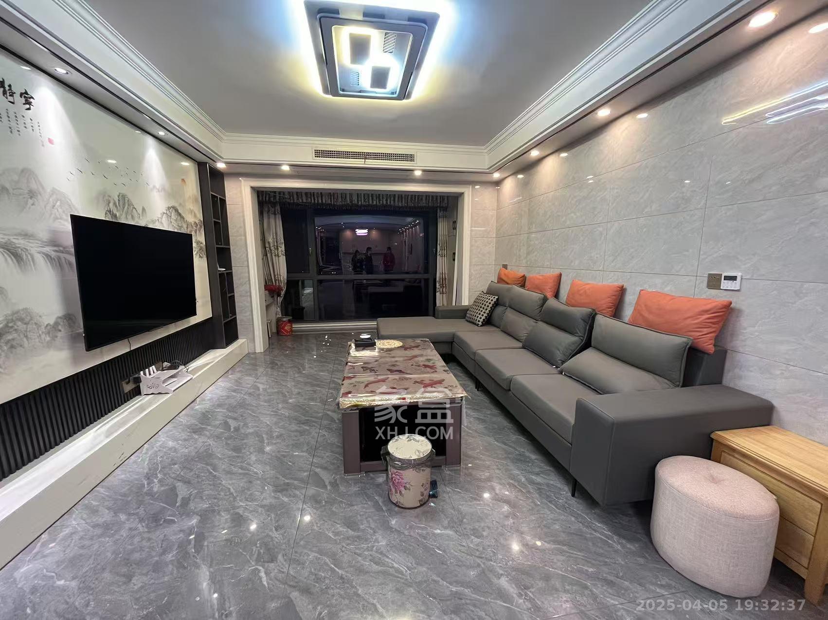 金南家园三期  3室2厅2卫    2900.0元/月室内图