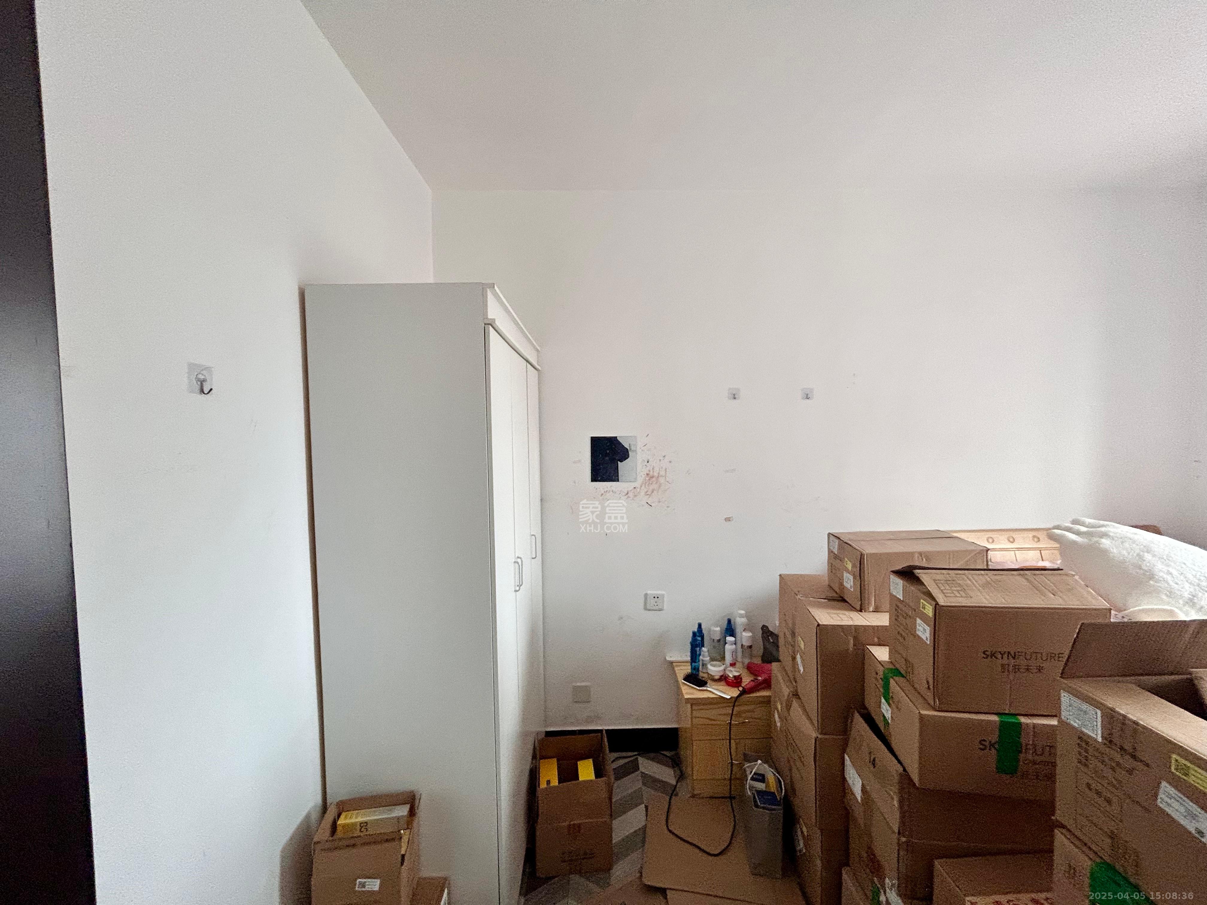 半山壹号 4室2厅2卫 3000.0元/月 半山壹号 4室2厅2卫 3000.0元/月室内图