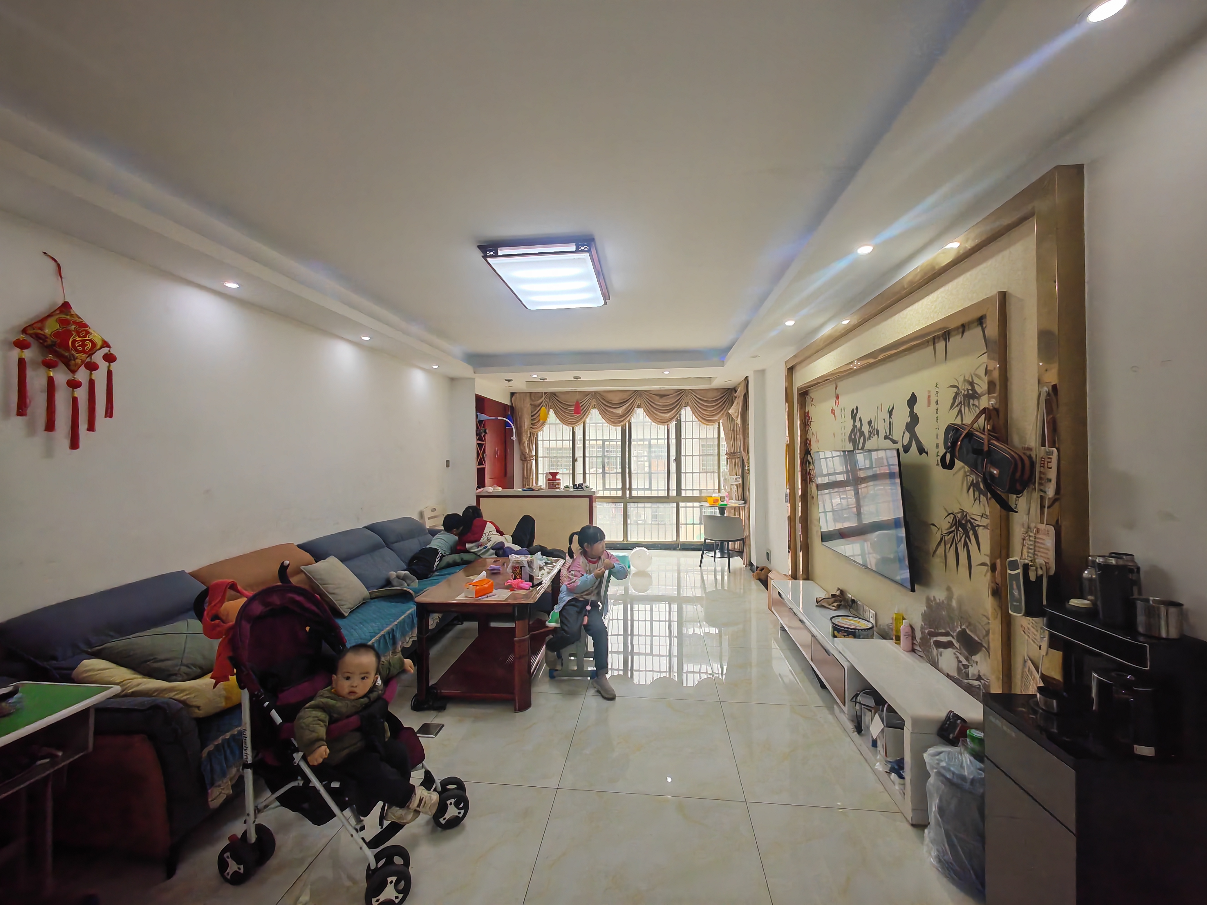 双星嘉园 3室2厅2卫 66.8万 双星嘉园 3室2厅2卫 66.8万客厅