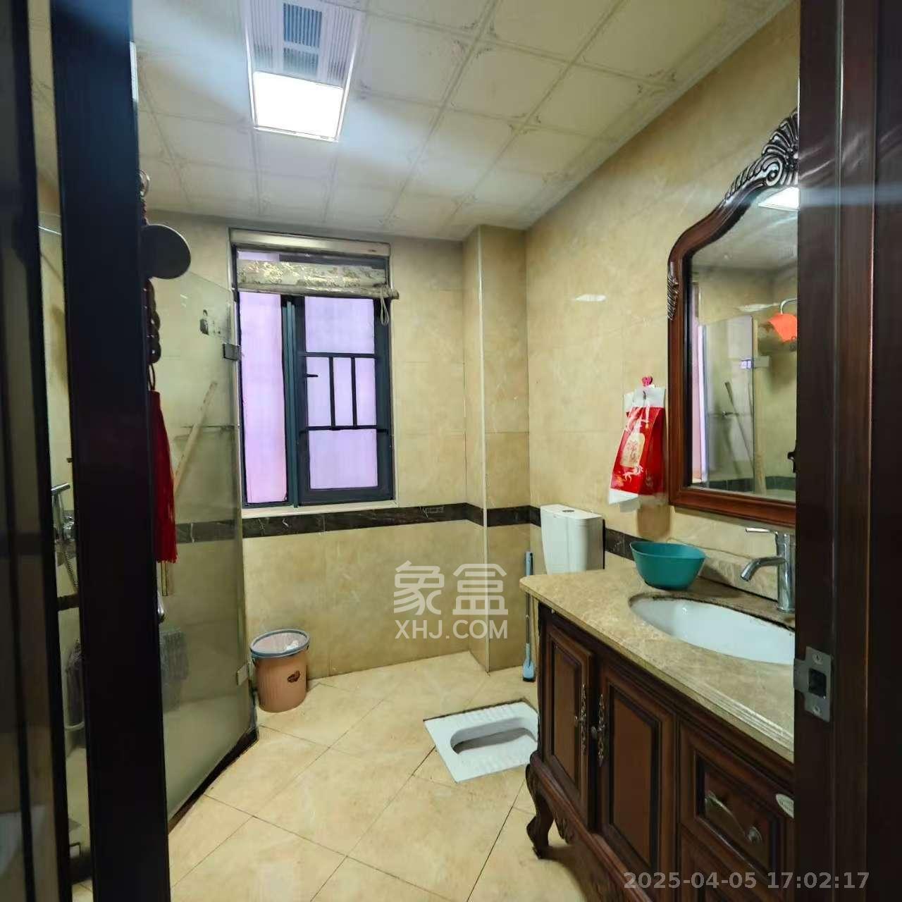 锦绣世纪 4室2厅1卫 4500.0元/月 锦绣世纪 4室2厅1卫 4500.0元/月室内图