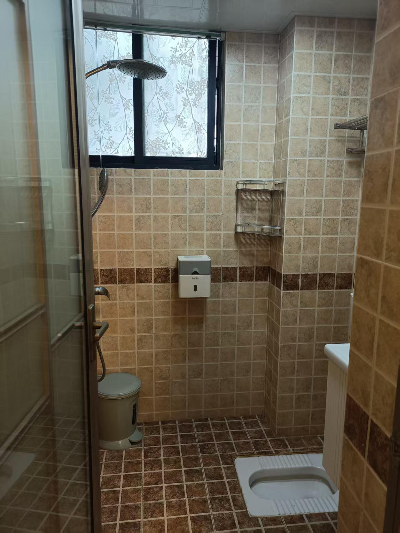 华都国际花园 3室2厅2卫 1700.0元/月 华都国际花园 3室2厅2卫 1700.0元/月室内图