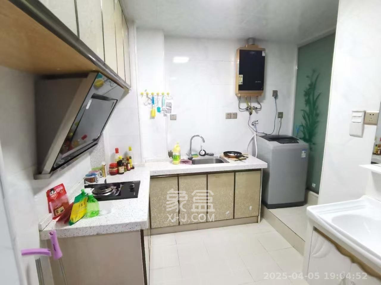 嘉顺苑  1室1厅1卫   1400.00元/月室内图
