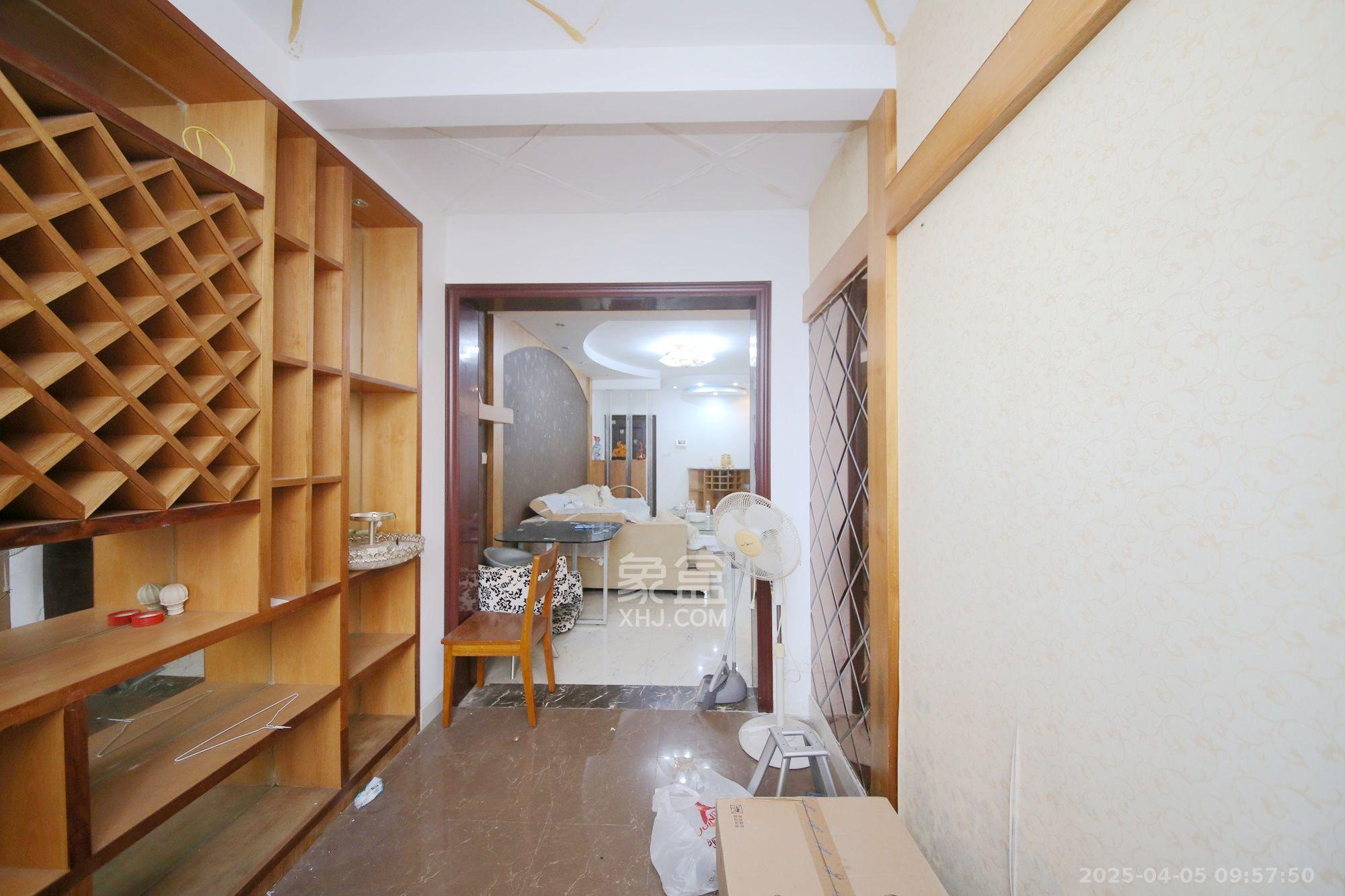 万象新天  2室2厅1卫   2600.00元/月室内图