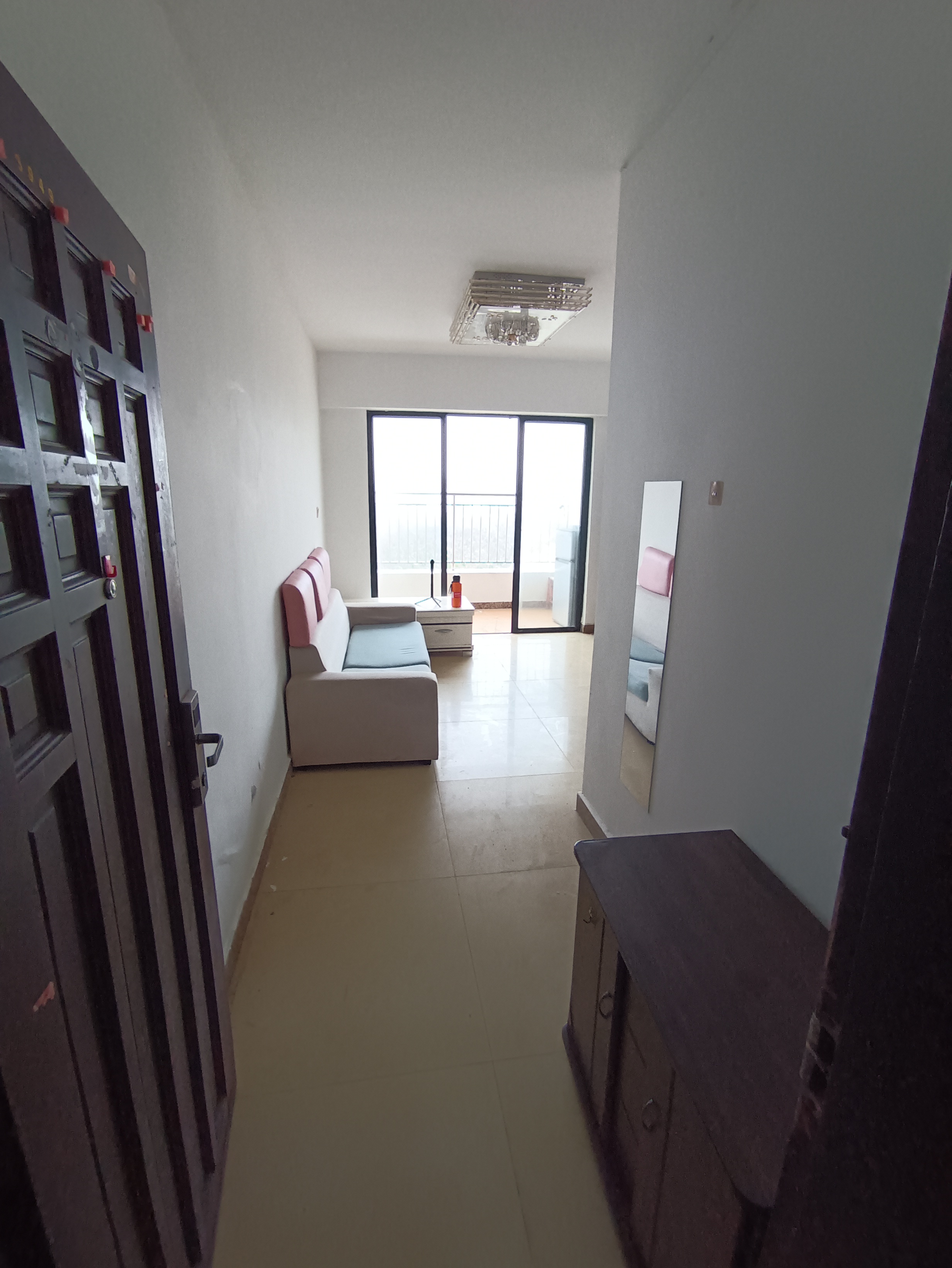 花开四季连锁酒店 1室1厅1卫 80.0万 花开四季连锁酒店 1室1厅1卫 80.0万客厅