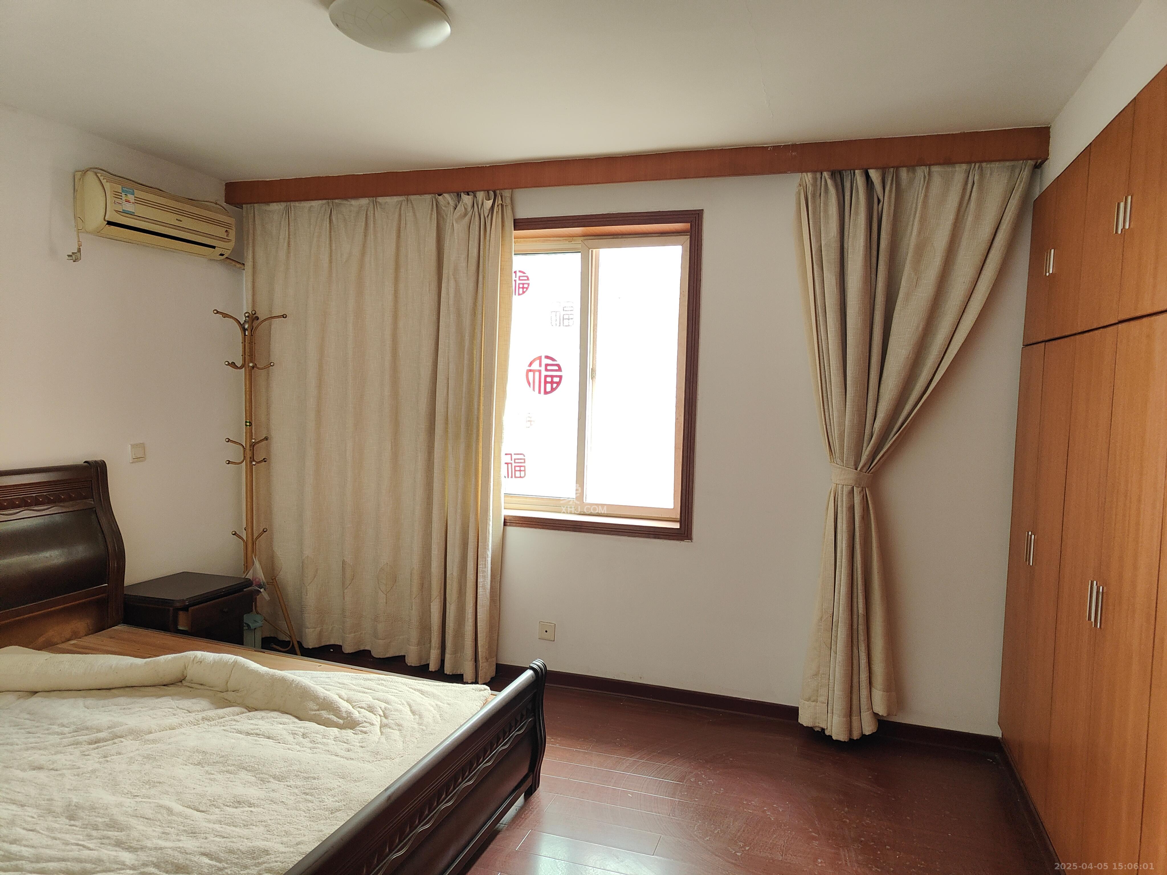 城南中路公安局宿舍 3室2厅1卫 2200.0元/月 城南中路公安局宿舍 3室2厅1卫 2200.0元/月室内图