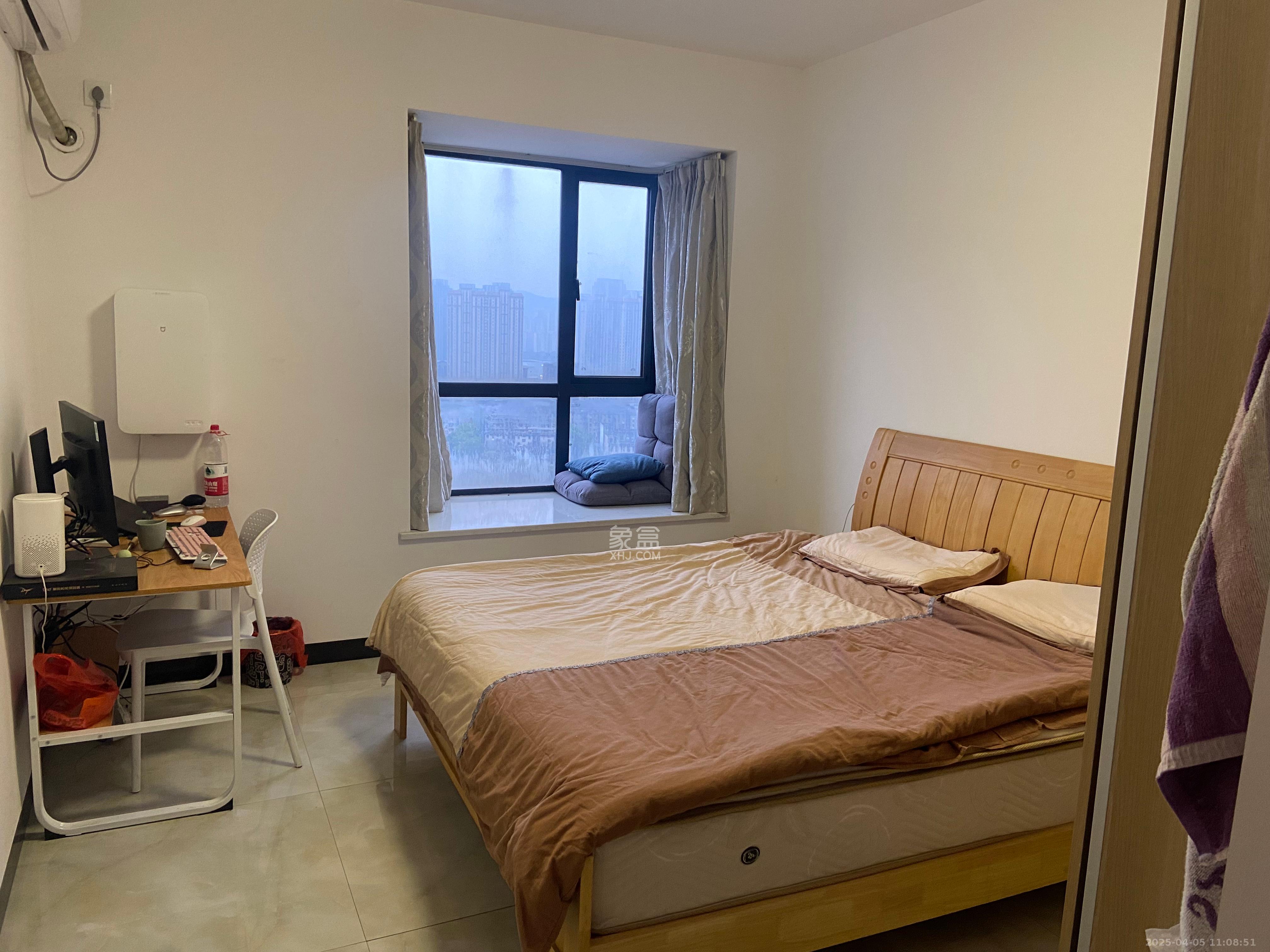 地华梅溪湖畔  2室1厅1卫   2600.00元/月室内图