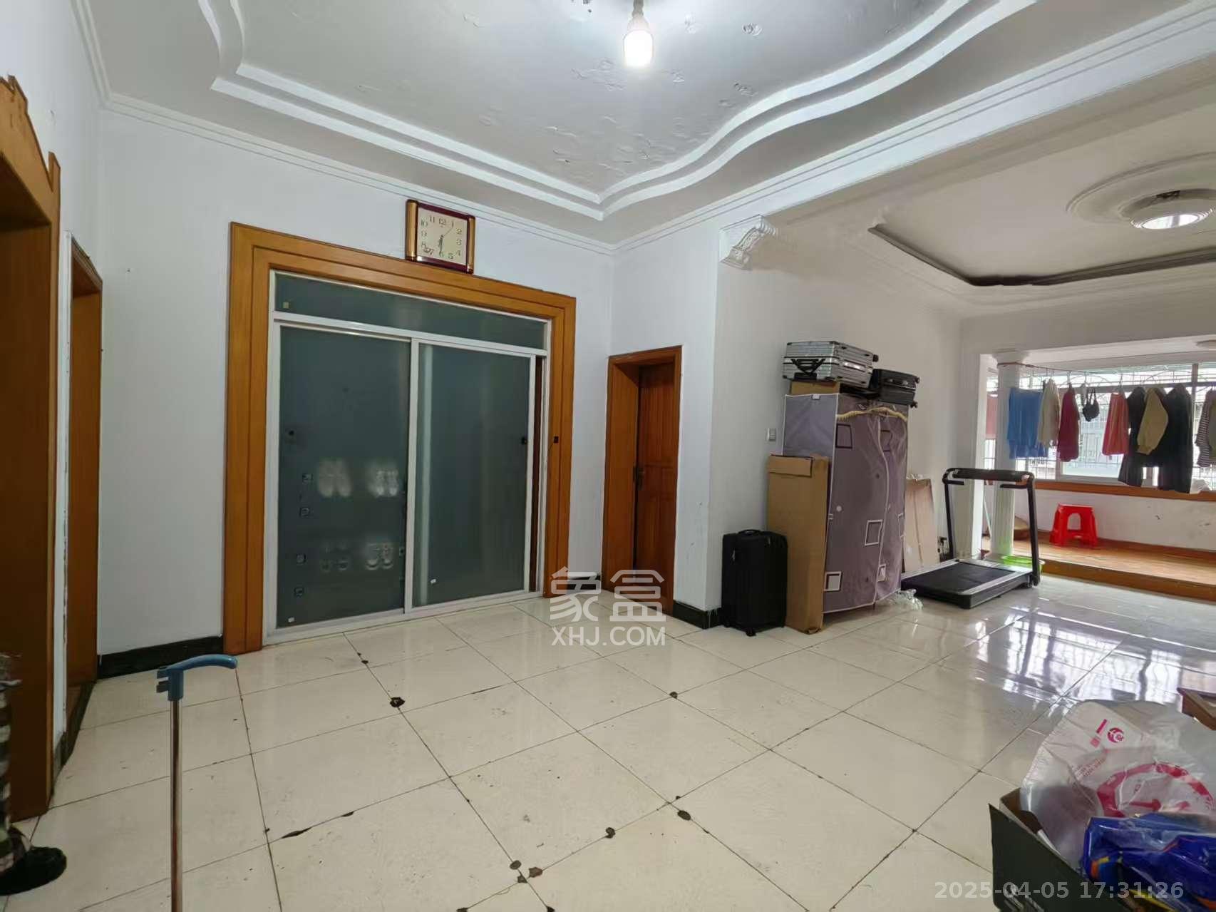 高桥日化城 2室1厅1卫 2000.0元/月 高桥日化城 2室1厅1卫 2000.0元/月室内图