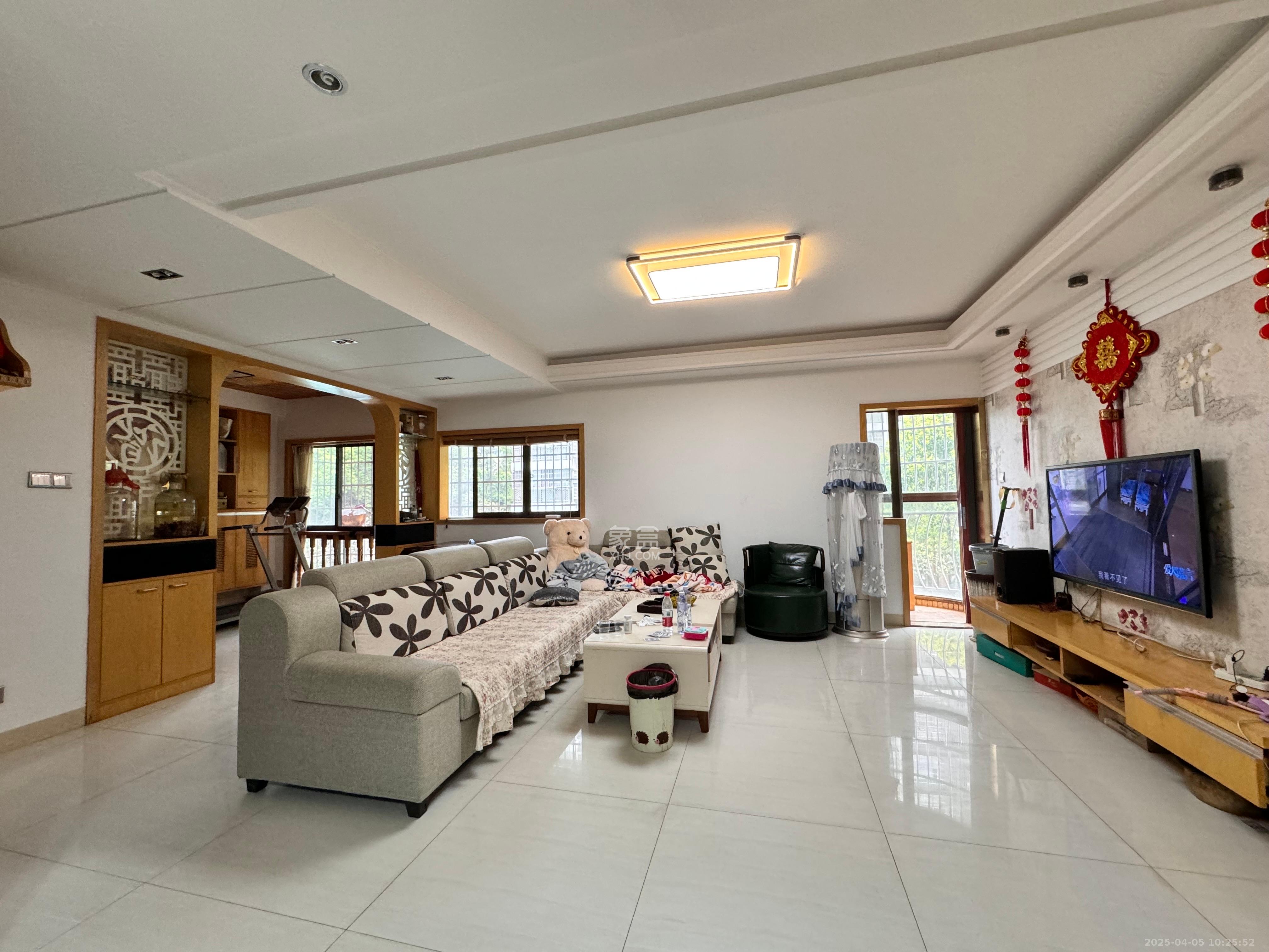 丽都桃源(金峰北院二期)  3室2厅2卫    2600.0元/月 丽都桃源(金峰北院二期)  3室2厅2卫    2600.0元/月室内图