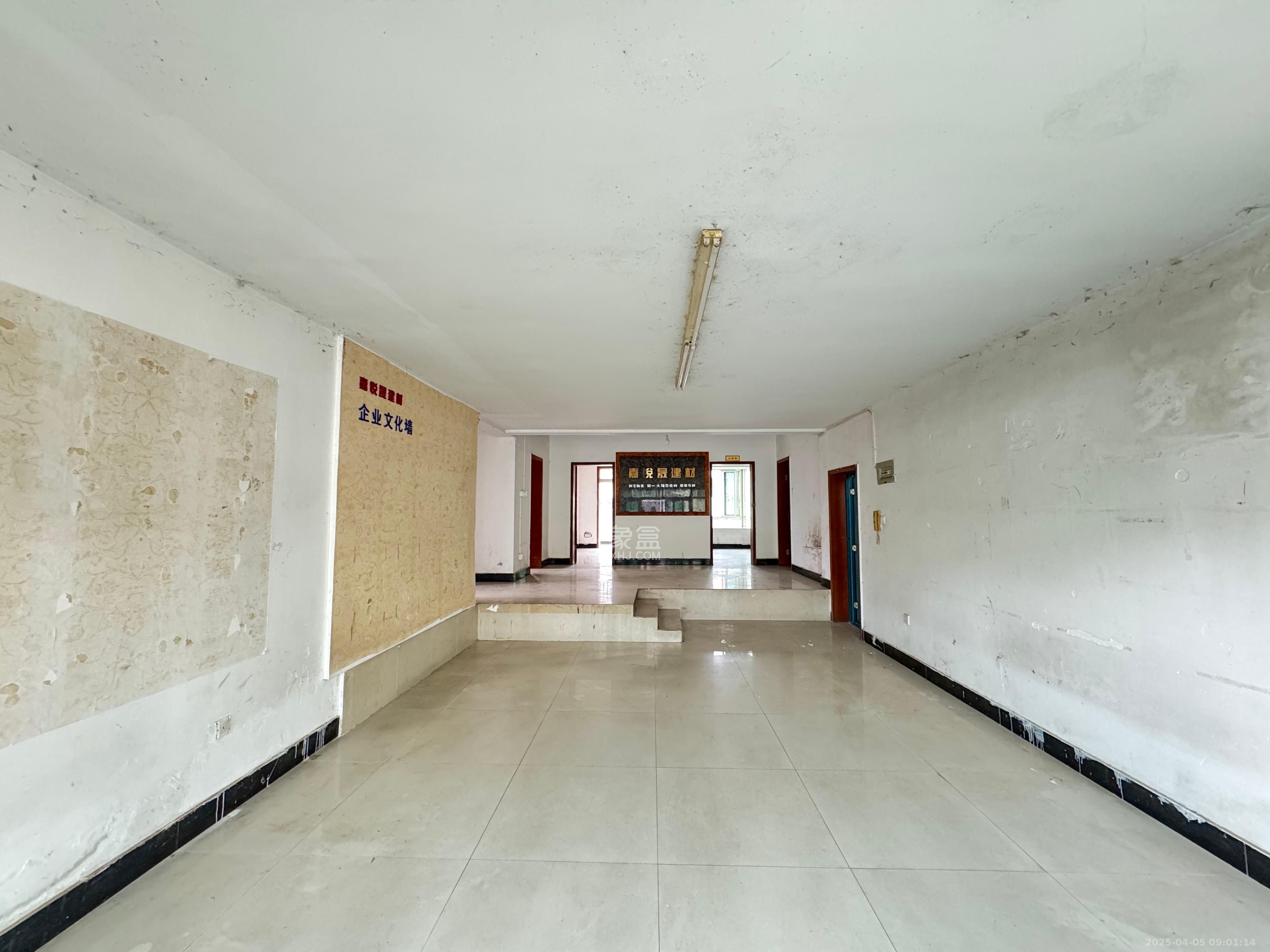 马王堆商贸城 3室2厅2卫 3000.0元/月 马王堆商贸城 3室2厅2卫 3000.0元/月室内图