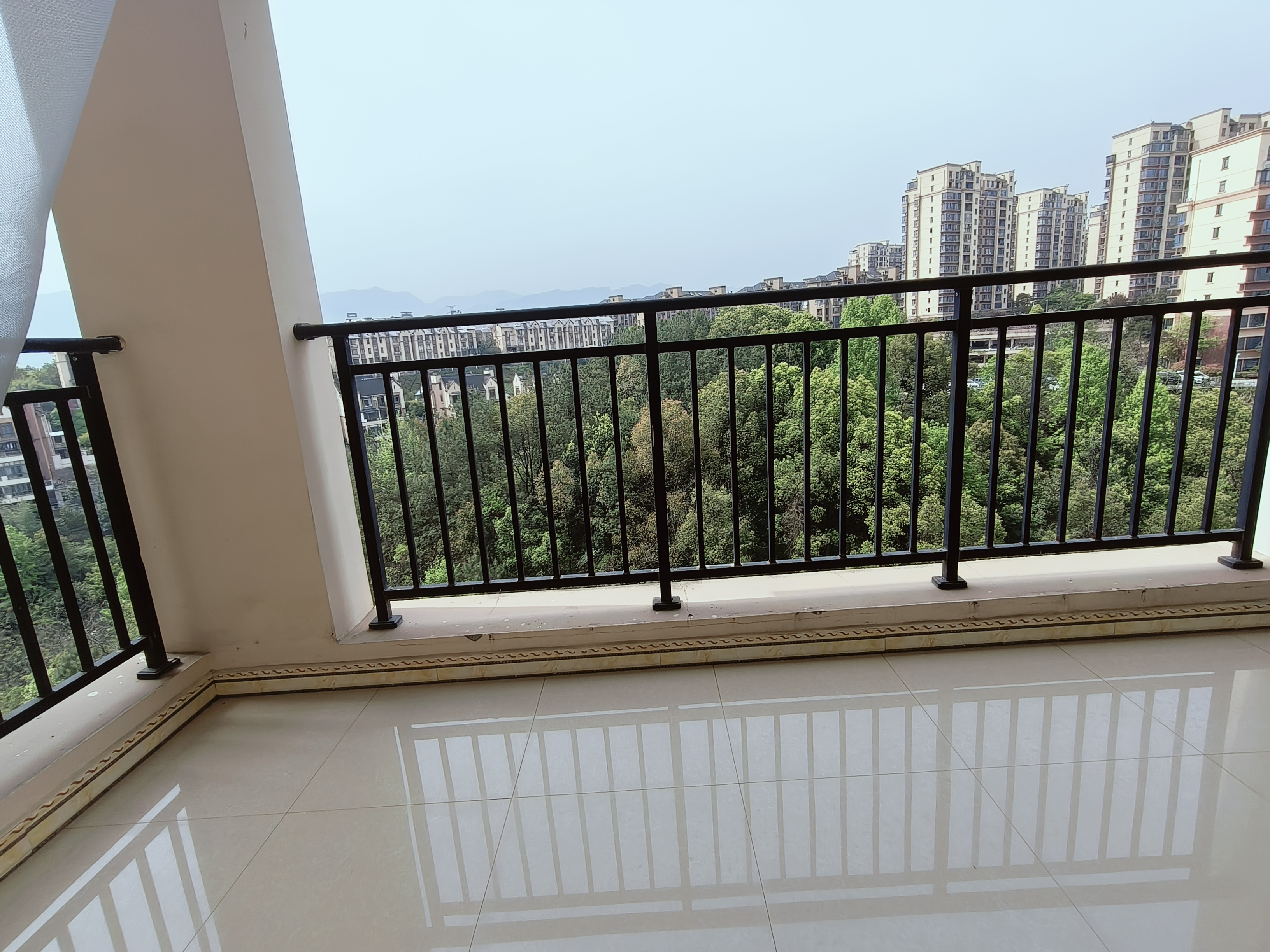 天门壹号 3室2厅2卫 2000.00元/月 天门壹号 3室2厅2卫 2000.00元/月室内图