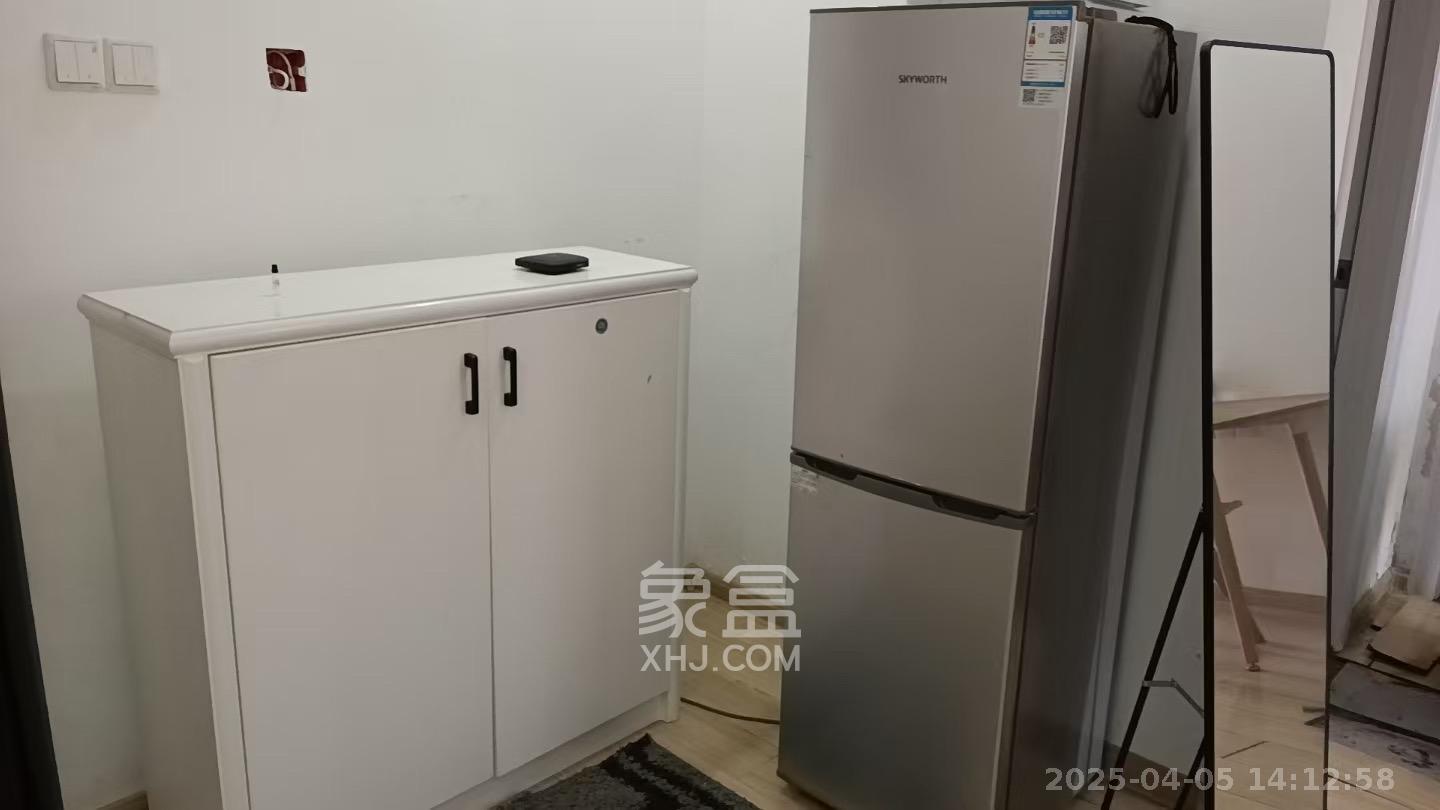 欧亚达国际广场  2室2厅1卫   2200.00元/月室内图