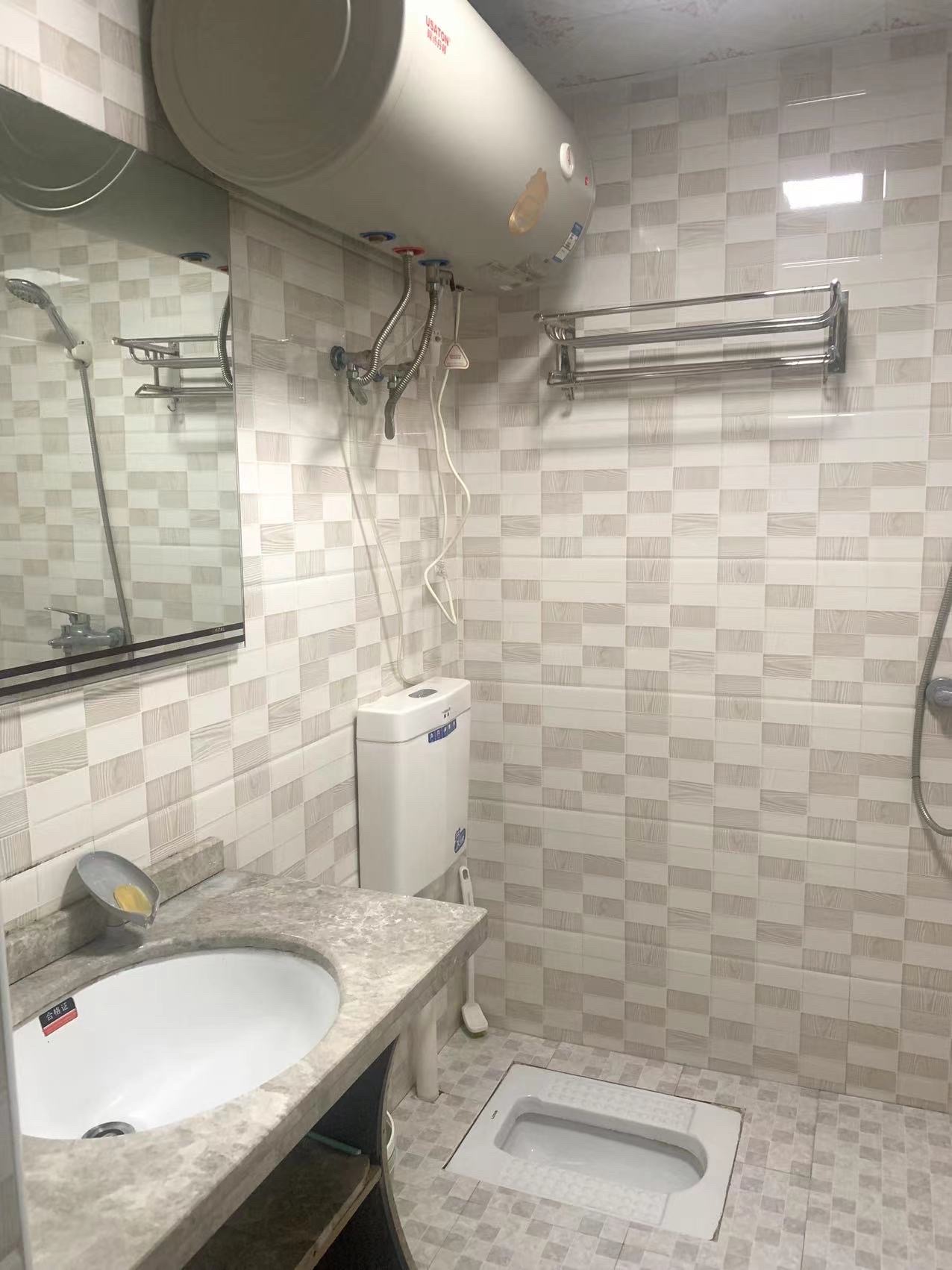 天酬尚都  1室1厅1卫    1200.0元/月 天酬尚都  1室1厅1卫    1200.0元/月室内图