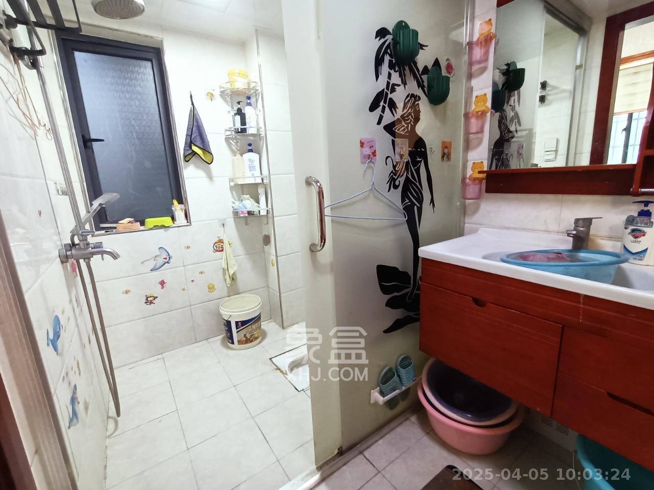 辉宏橄榄城  3室2厅1卫    1800.0元/月 辉宏橄榄城  3室2厅1卫    1800.0元/月室内图