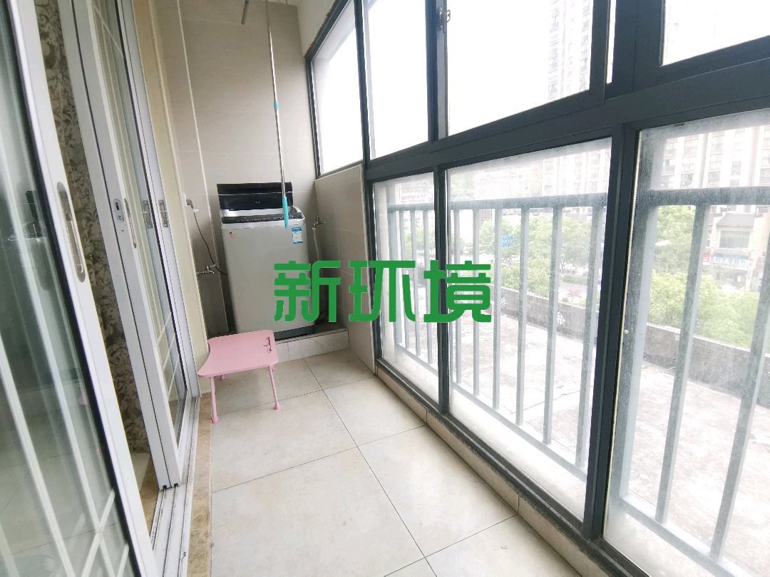 高盛澧园一二期  1室0厅0卫   42.00万阳台