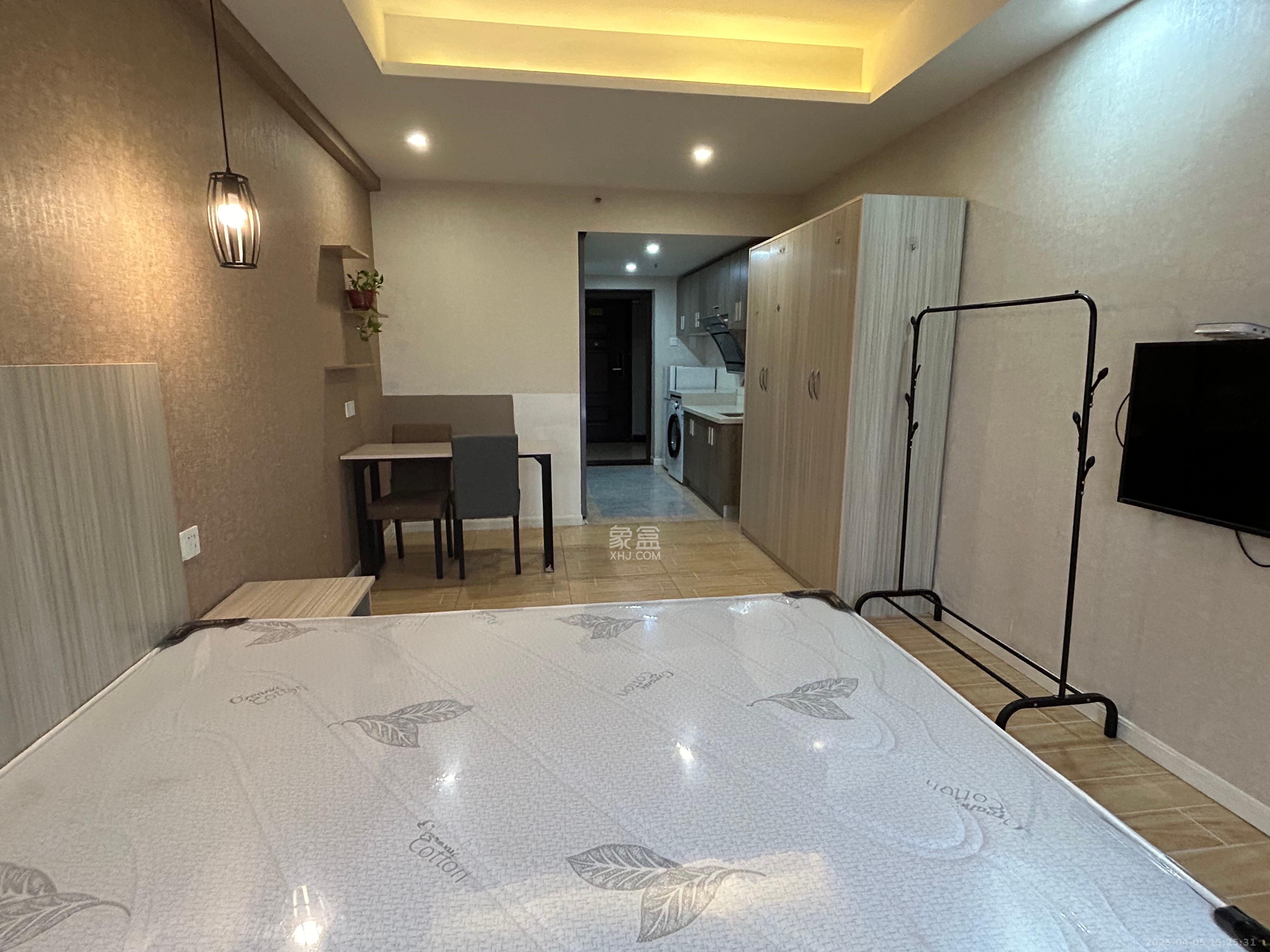 中建芙蓉工社  1室0厅0卫   1300.00元/月室内图