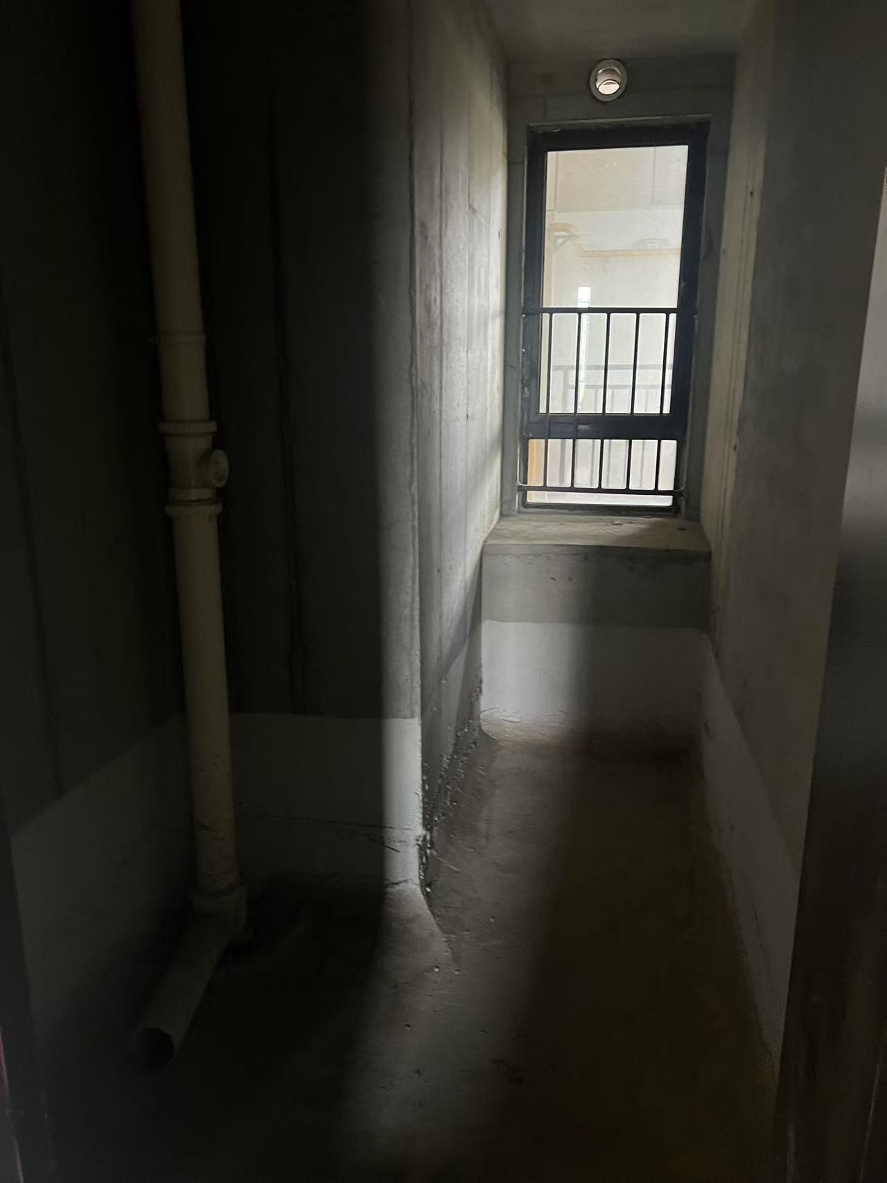 荣盛中央御府  3室2厅1卫    55.0万 荣盛中央御府  3室2厅1卫    55.0万