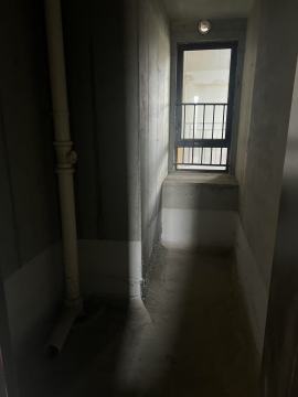 荣盛中央御府  3室2厅1卫    55.0万