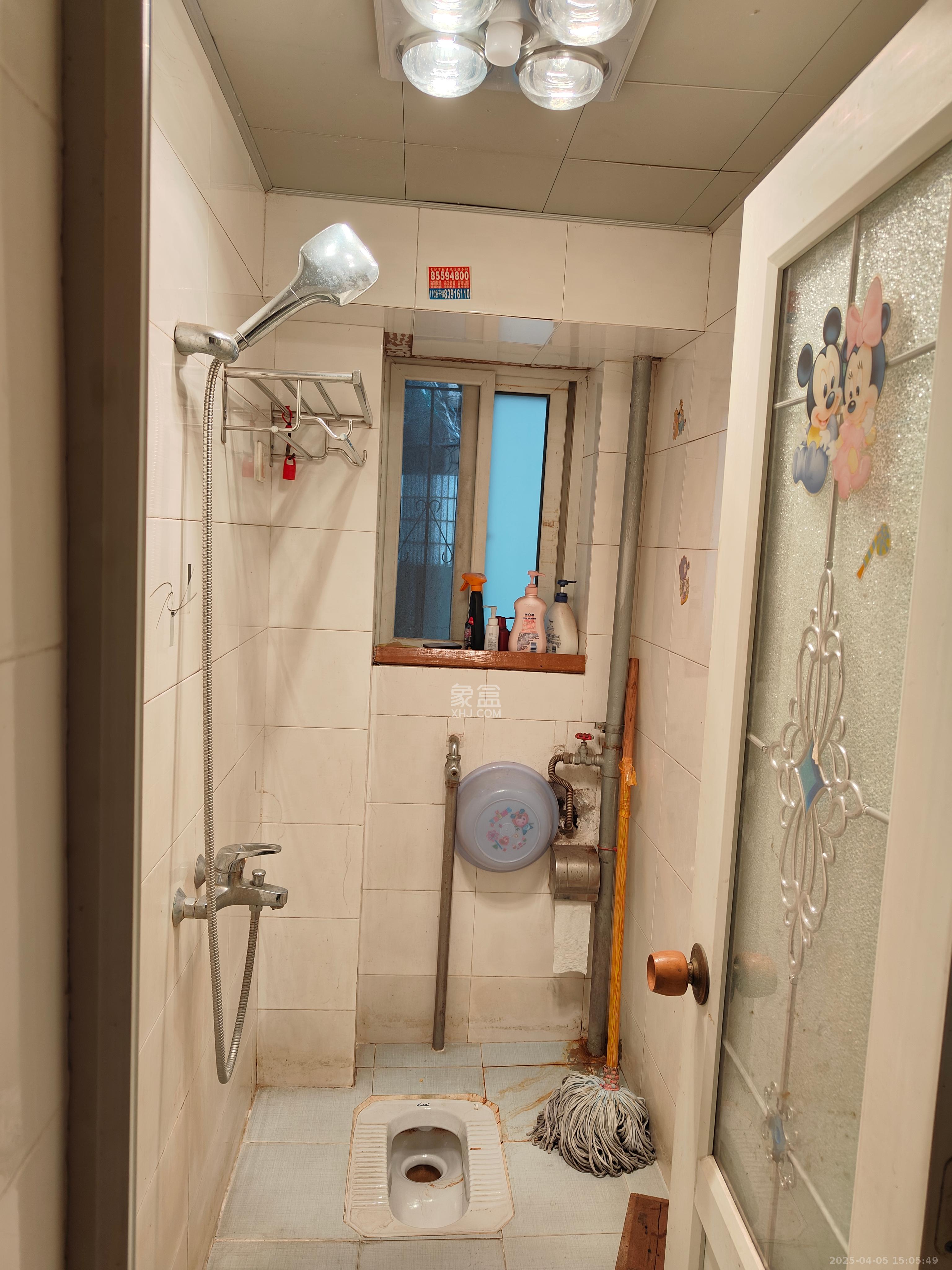 城南中路公安局宿舍 3室2厅1卫 2200.0元/月 城南中路公安局宿舍 3室2厅1卫 2200.0元/月室内图