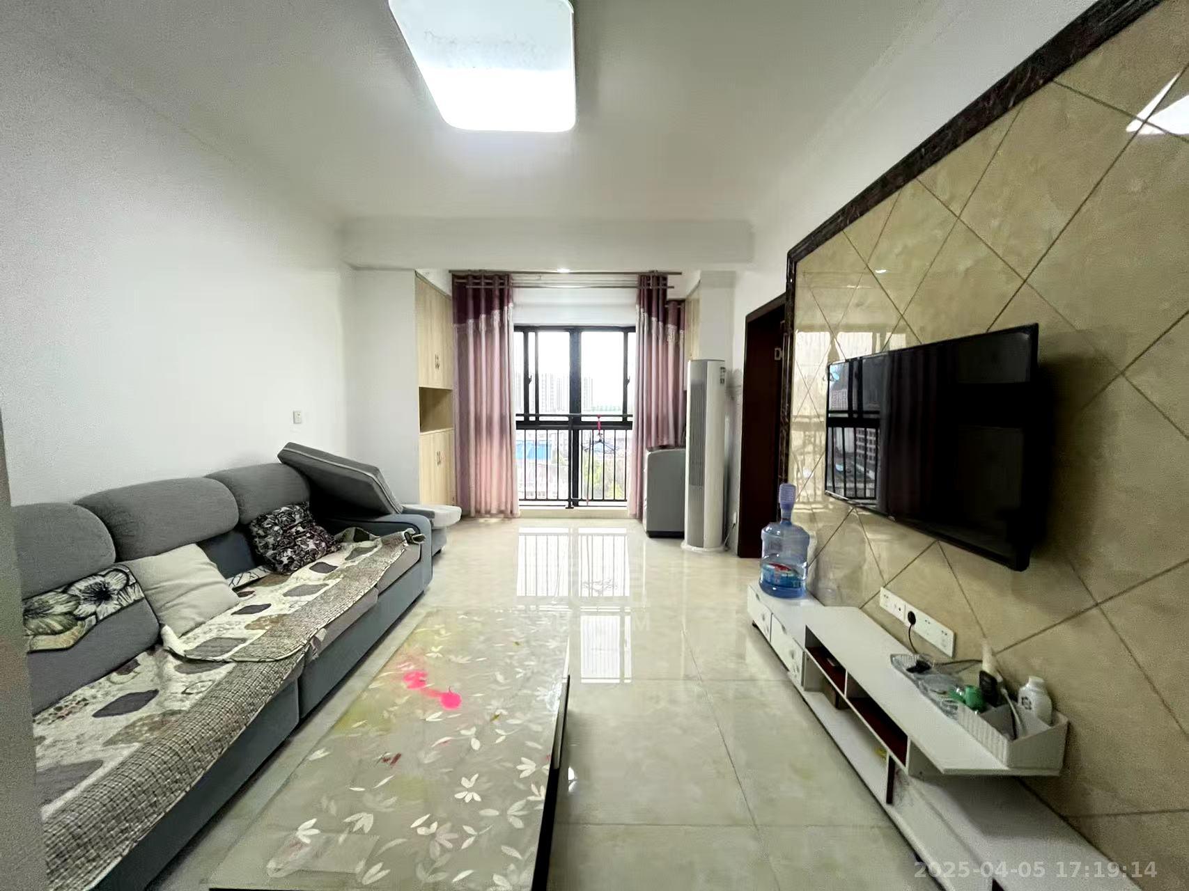 提香蓝岸 3室2厅1卫 1600.0元/月 提香蓝岸 3室2厅1卫 1600.0元/月室内图