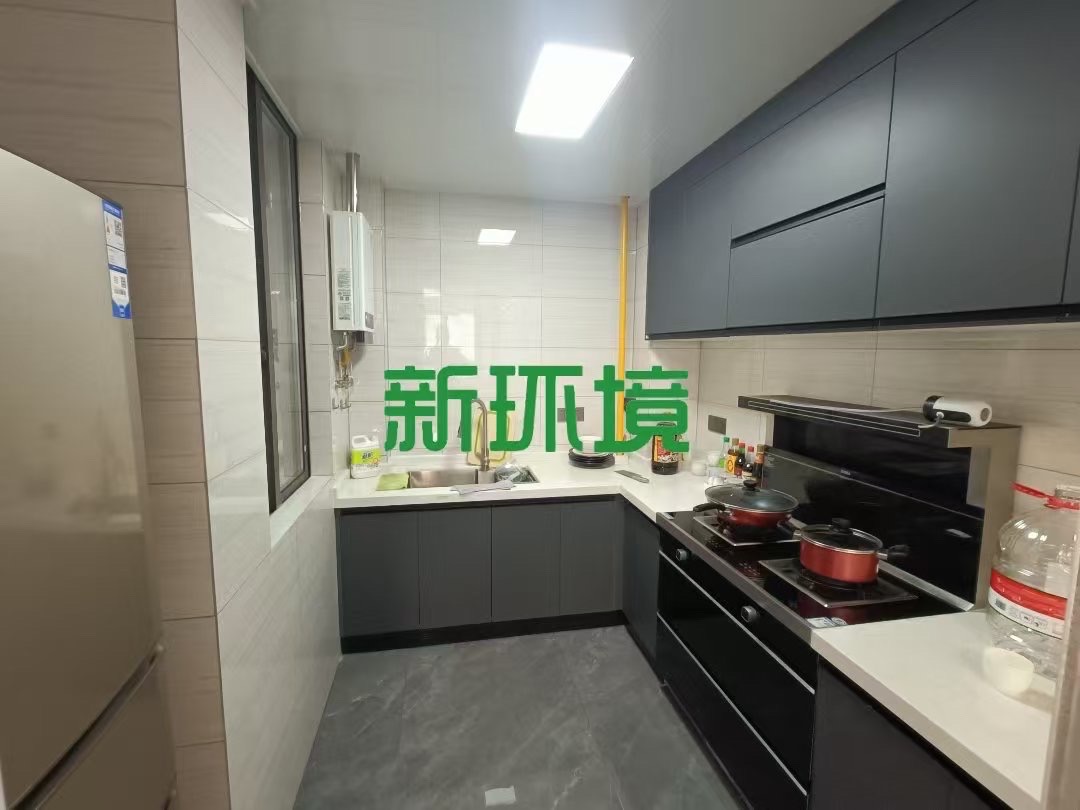 江与城 3室2厅2卫 99.8万 江与城 3室2厅2卫 99.8万客厅