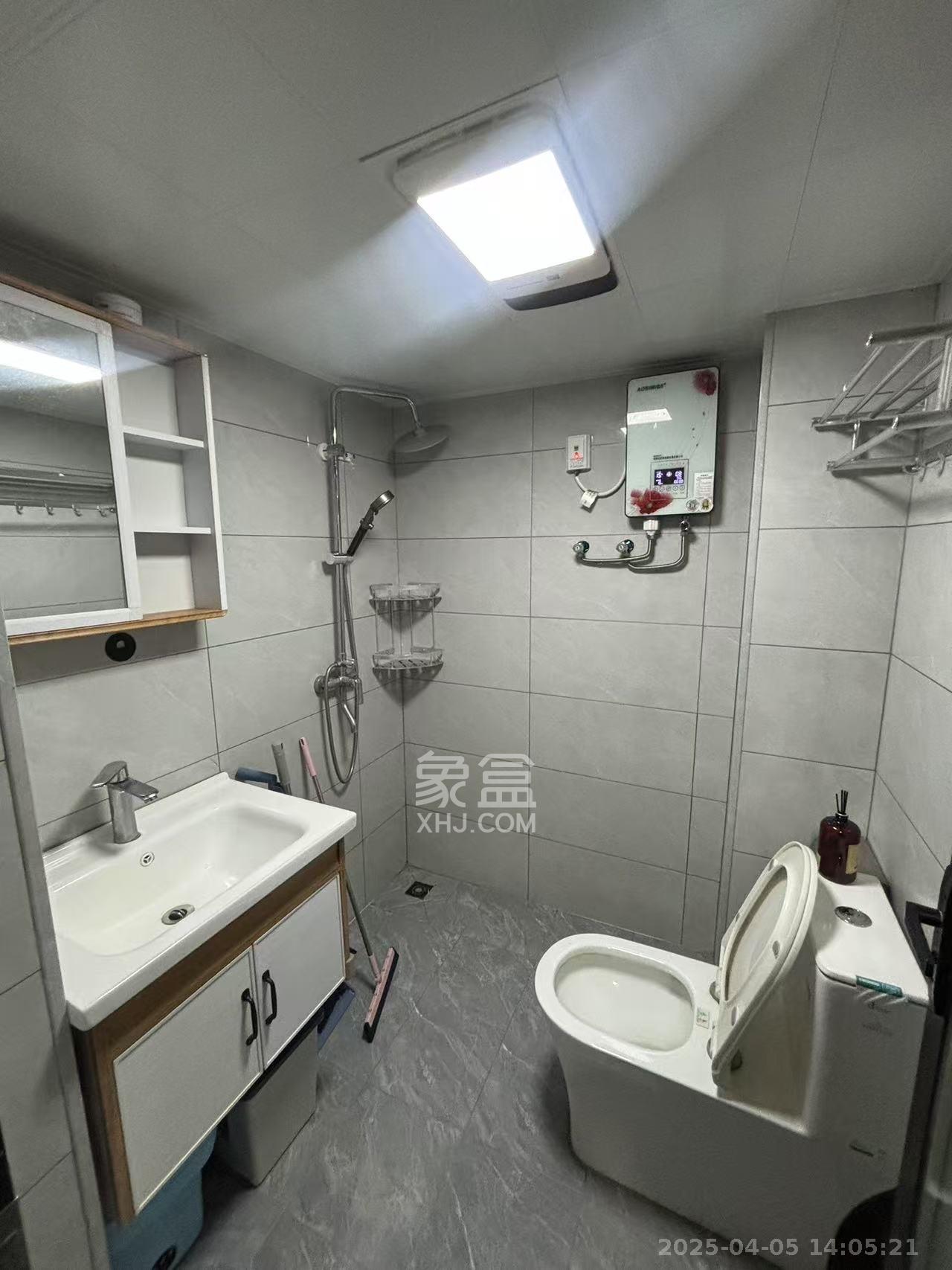 欣隆居  1室0厅0卫   2500.00元/月室内图