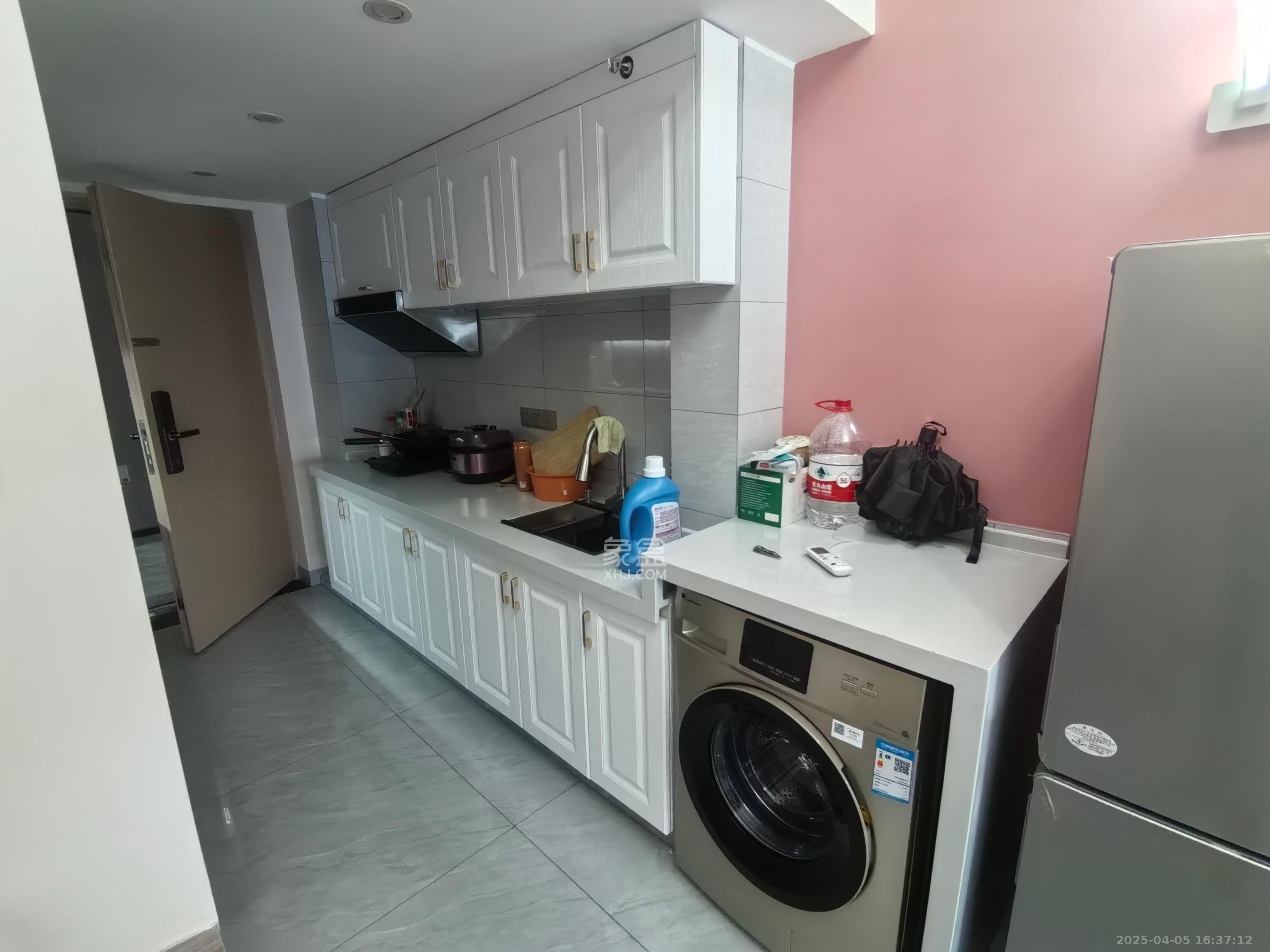 建发央玺(建发泱玺雅苑) 2室1厅1卫 3500.0元/月 建发央玺(建发泱玺雅苑) 2室1厅1卫 3500.0元/月室内图