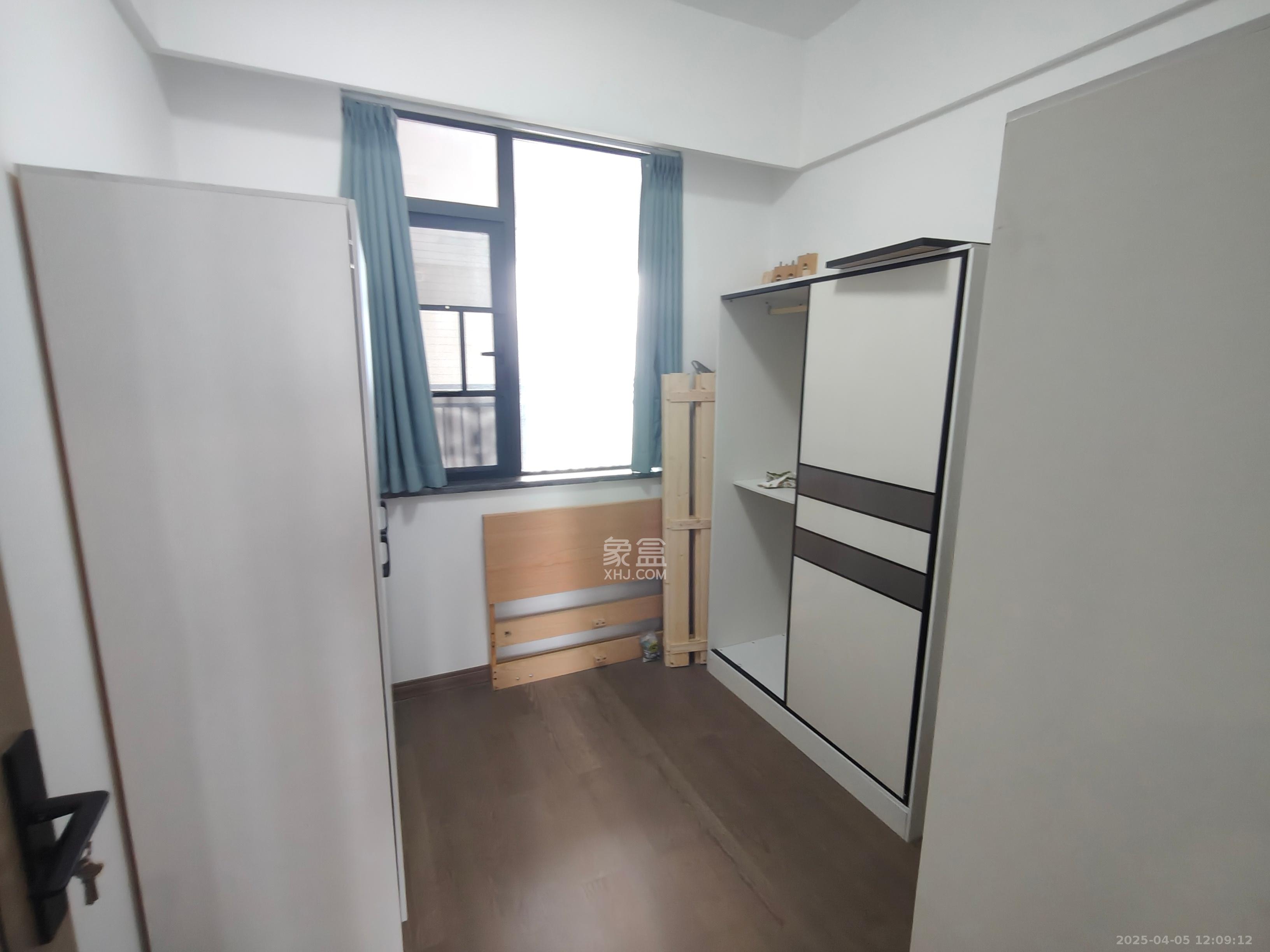 梅溪枫林  3室2厅2卫   3300.00元/月室内图