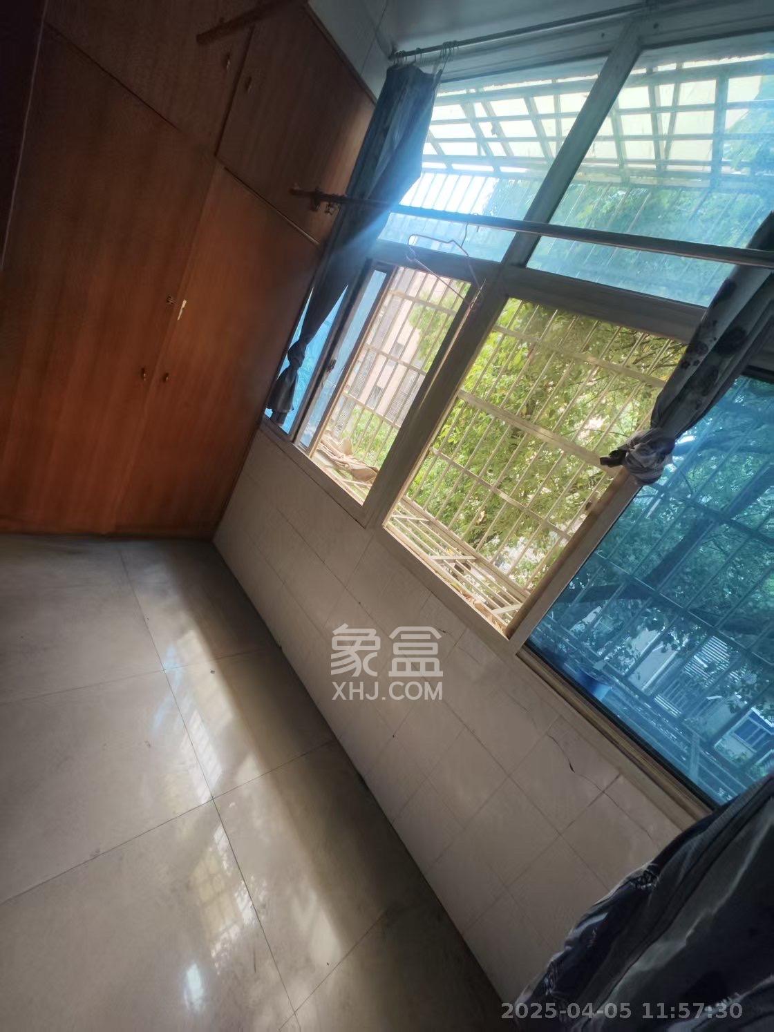 文艺新村  1室1厅1卫   1500.00元/月室内图