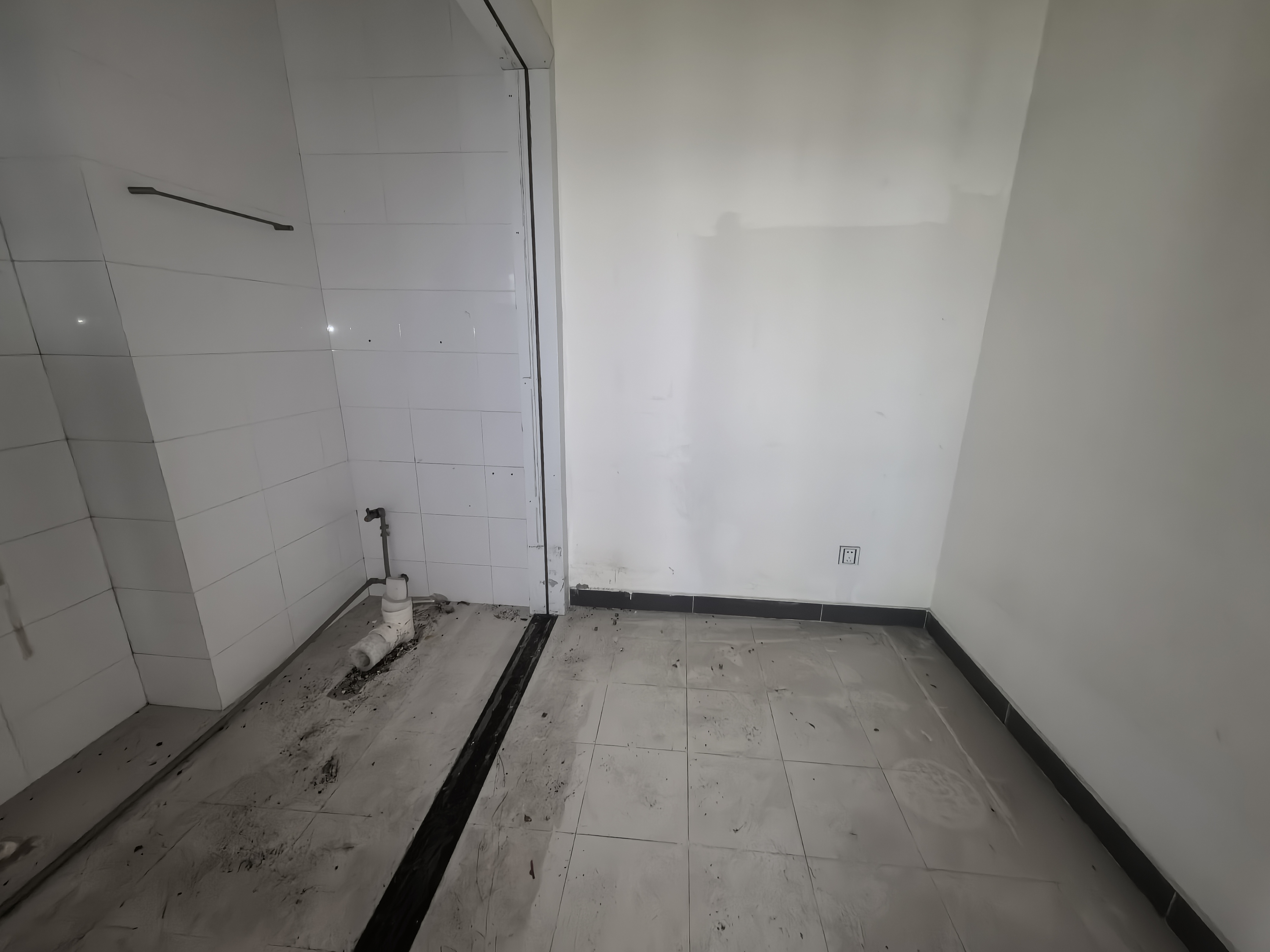 紫荆信息公寓 5室2厅1卫 15000.0元/月 紫荆信息公寓 5室2厅1卫 15000.0元/月室内图