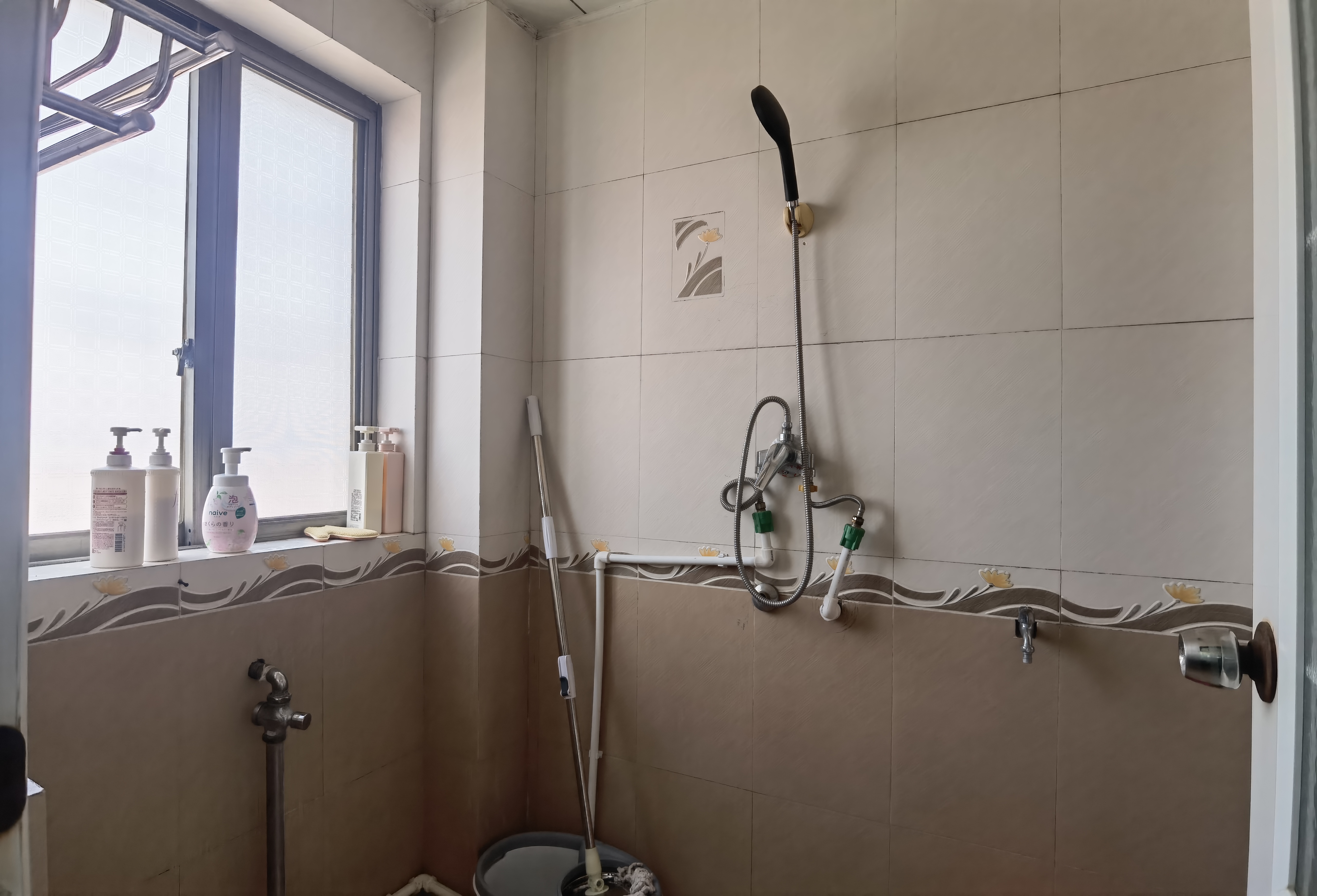 梓山苑小区 3室2厅3卫 1280.0元/月 梓山苑小区 3室2厅3卫 1280.0元/月室内图