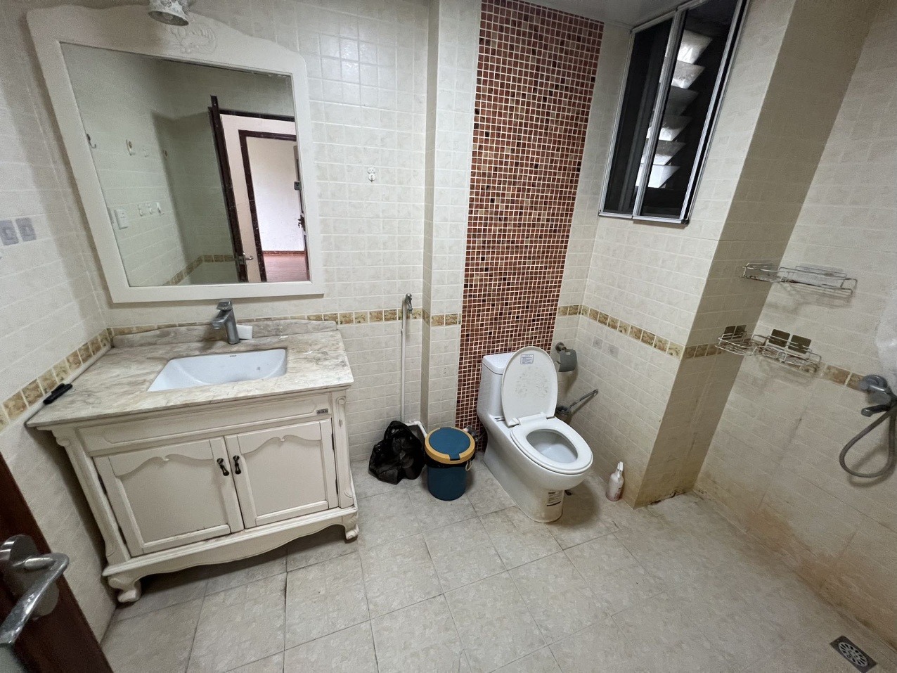 浣香庭院  5室2厅3卫    12000.0元/月 浣香庭院  5室2厅3卫    12000.0元/月室内图