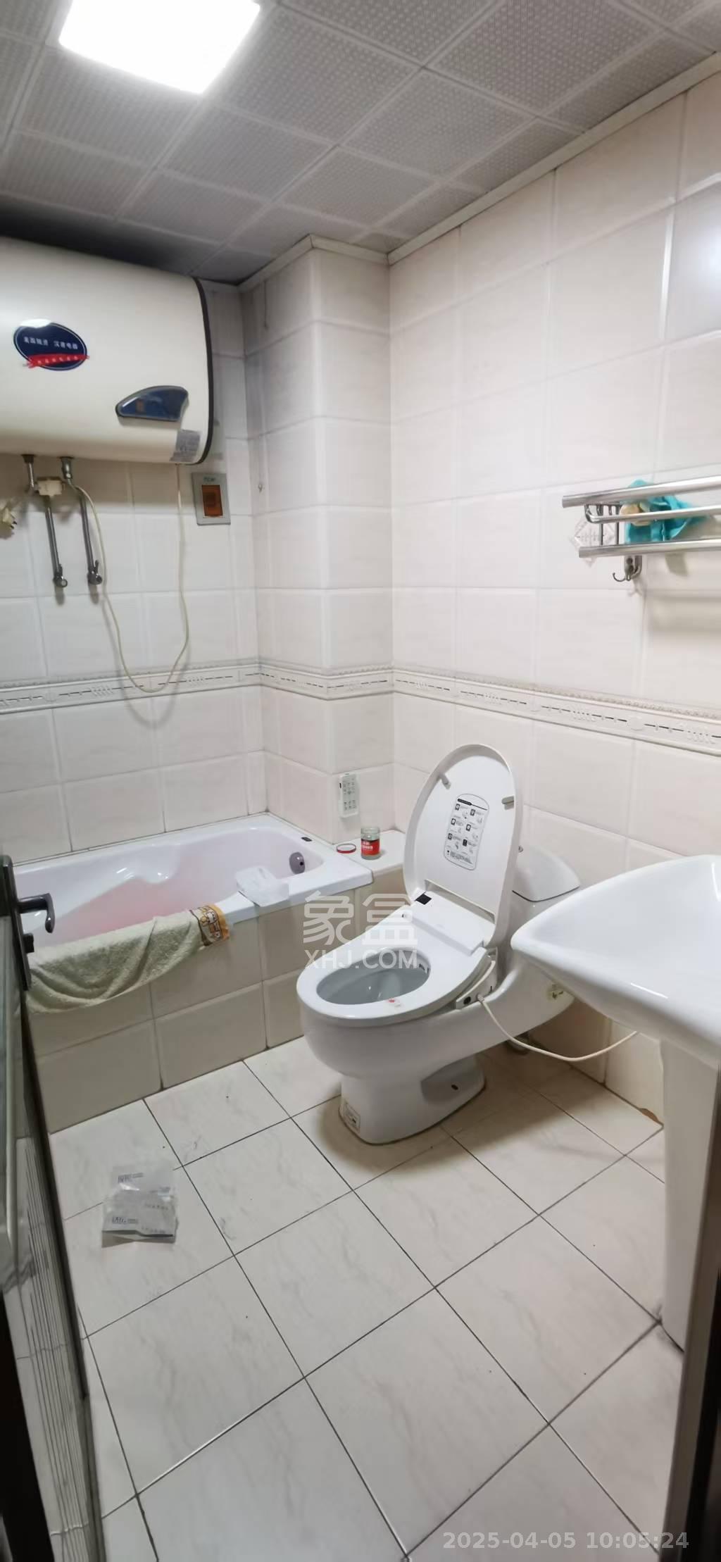 广厦新苑 3室2厅2卫 2800.0元/月 广厦新苑 3室2厅2卫 2800.0元/月室内图