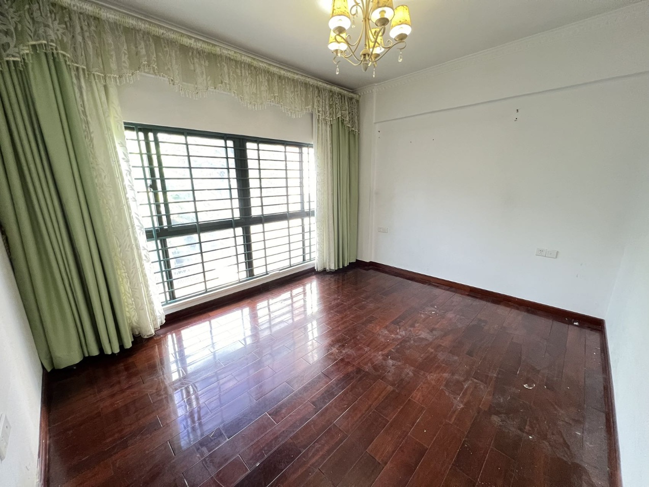 浣香庭院  5室2厅3卫    12000.0元/月 浣香庭院  5室2厅3卫    12000.0元/月室内图