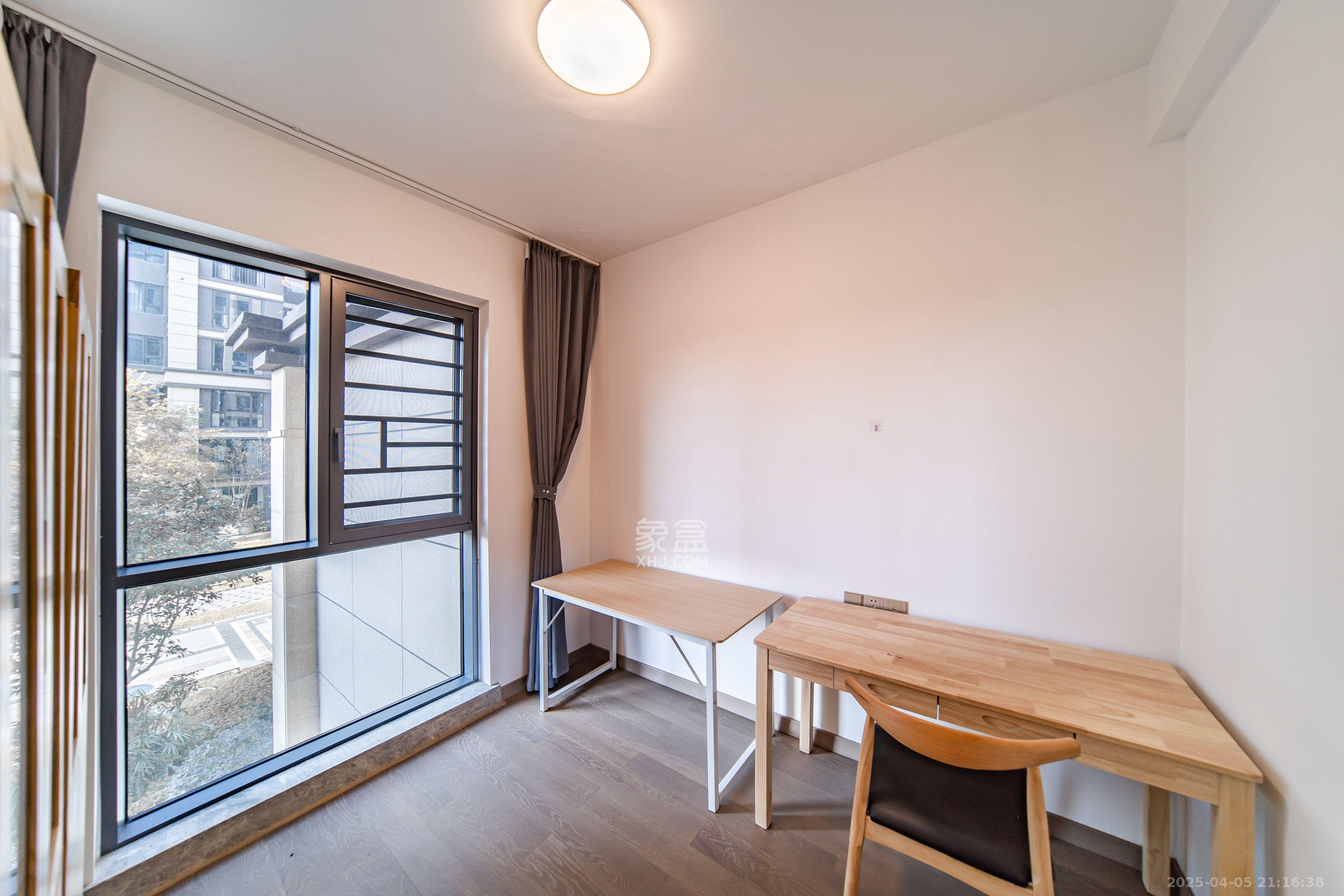 建发电建江山悦 4室2厅2卫 3300.0元/月 建发电建江山悦 4室2厅2卫 3300.0元/月室内图