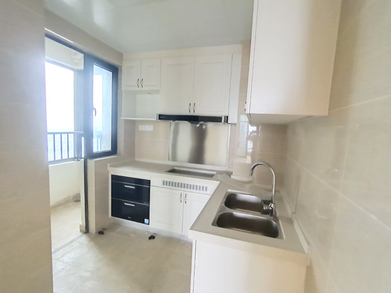 恒大名都 3室2厅1卫 1500.0元/月 恒大名都 3室2厅1卫 1500.0元/月室内图