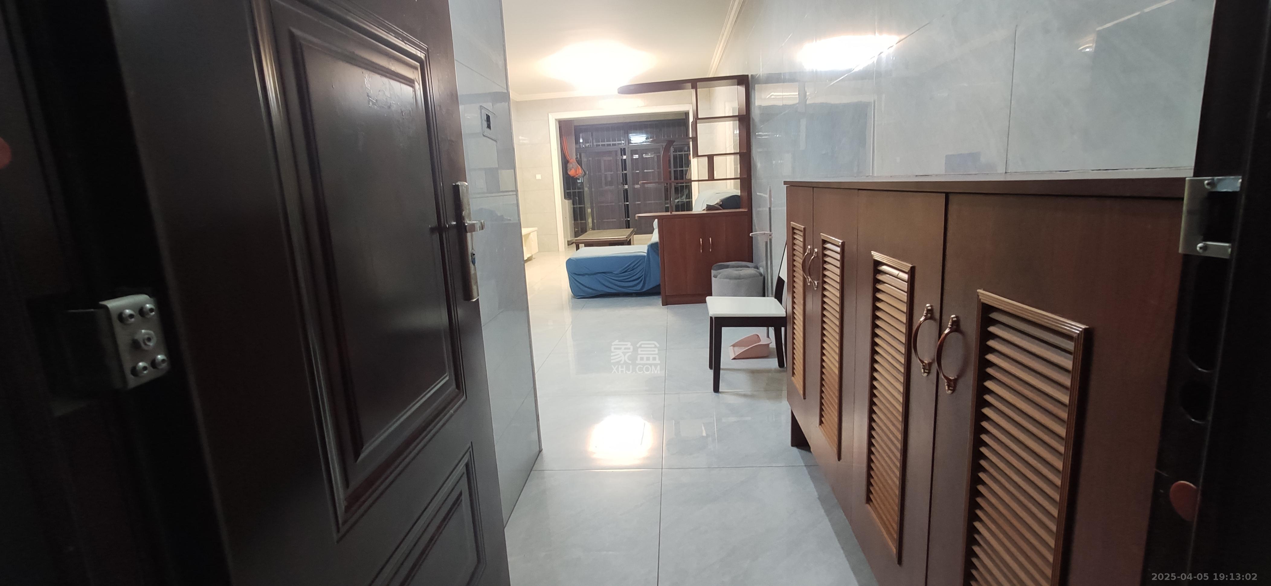 金南家园三期  2室1厅1卫    2000.0元/月