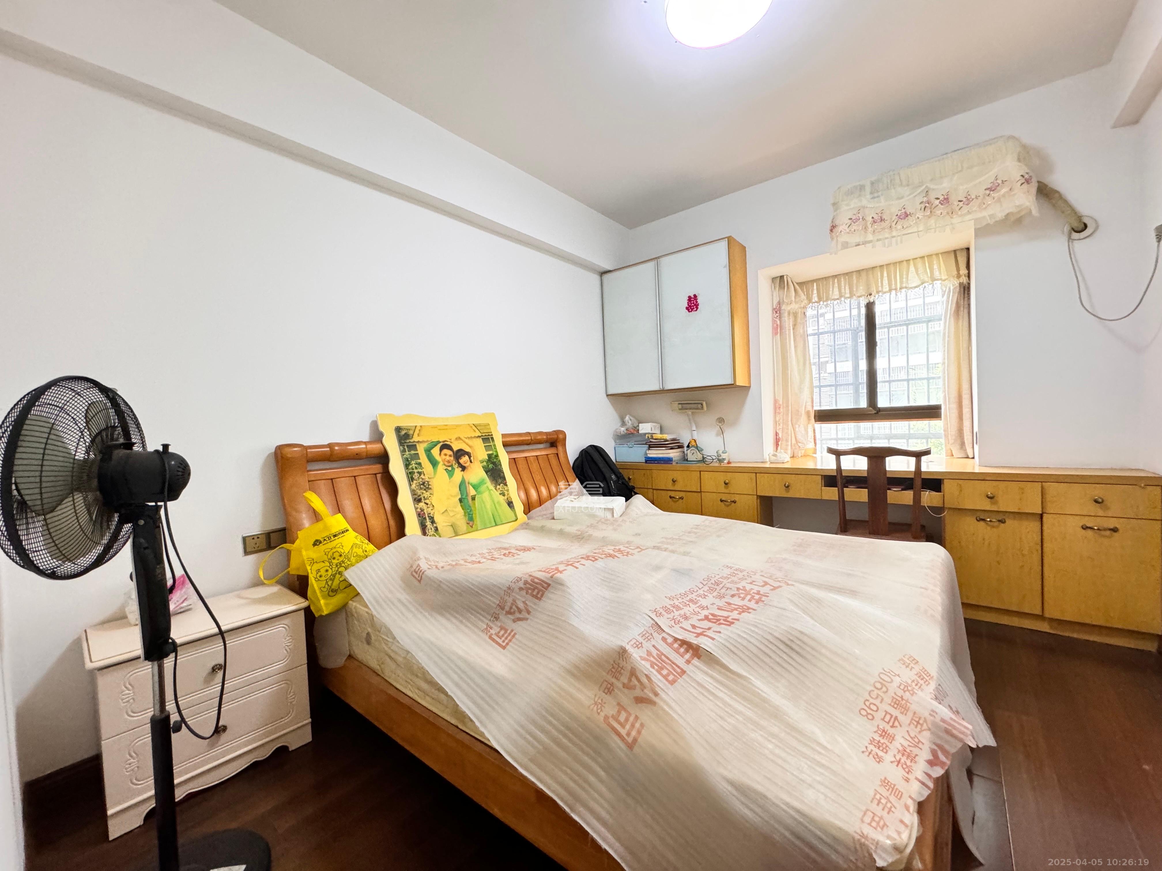 丽都桃源(金峰北院二期)  3室2厅2卫    2600.0元/月 丽都桃源(金峰北院二期)  3室2厅2卫    2600.0元/月室内图