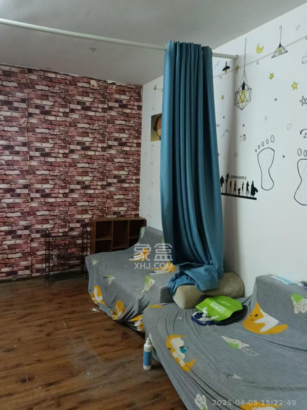 王府井公寓(福源公寓)  4室1厅1卫    5000.0元/月 王府井公寓(福源公寓)  4室1厅1卫    5000.0元/月室内图