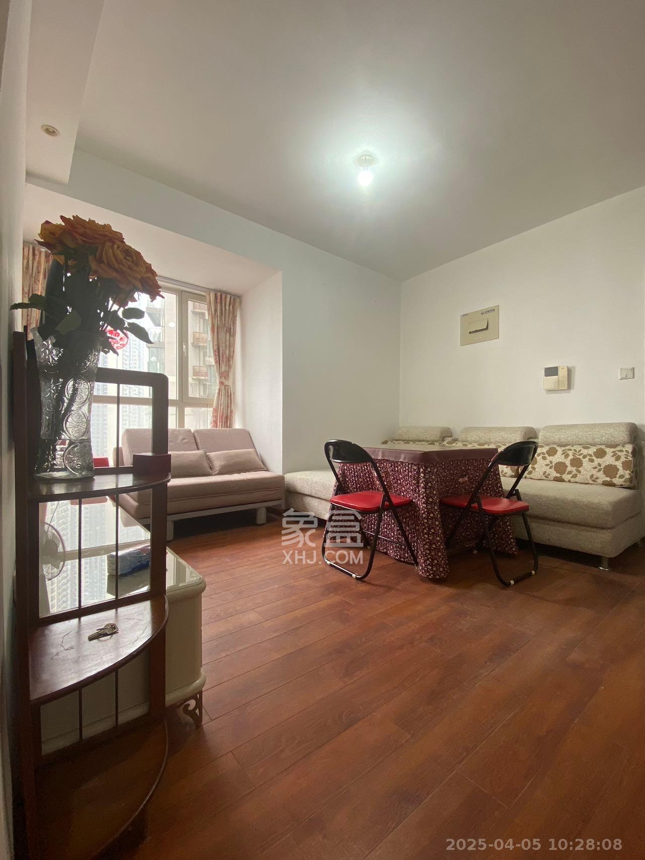 北辰三角洲E5区 1室1厅1卫 2200.0元/月 北辰三角洲E5区 1室1厅1卫 2200.0元/月室内图