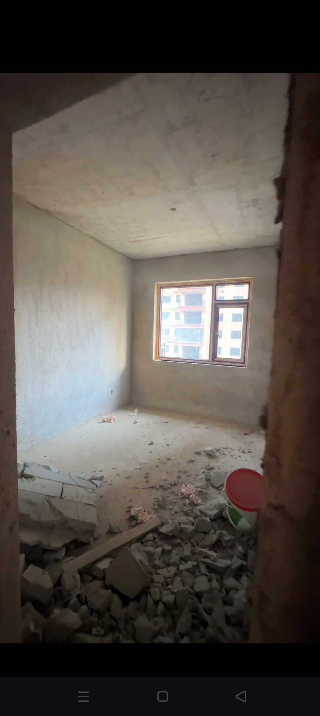 石化大院  3室2厅2卫    63.8万 石化大院  3室2厅2卫    63.8万客厅