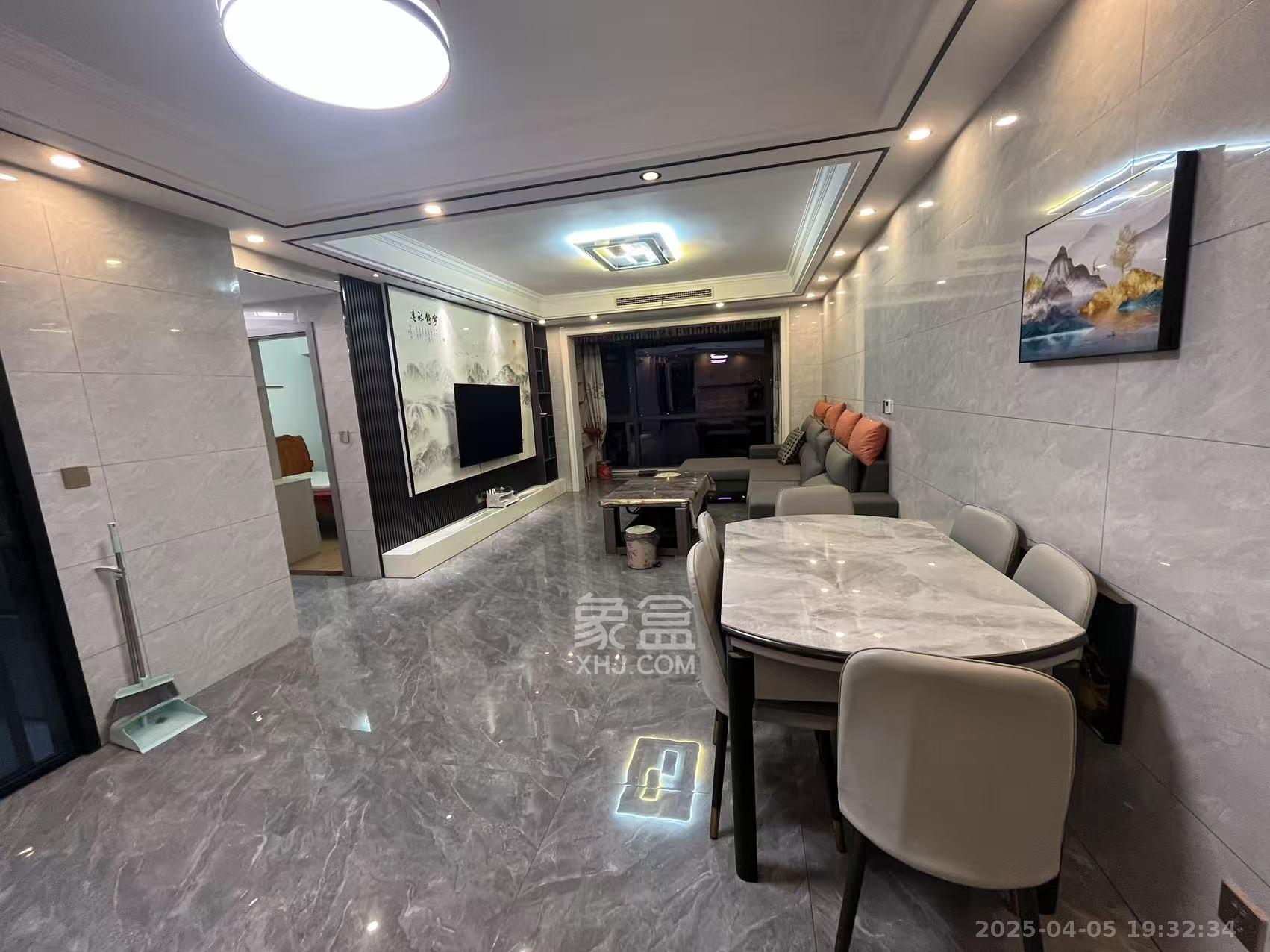 金南家园三期  3室2厅2卫    2900.0元/月室内图1