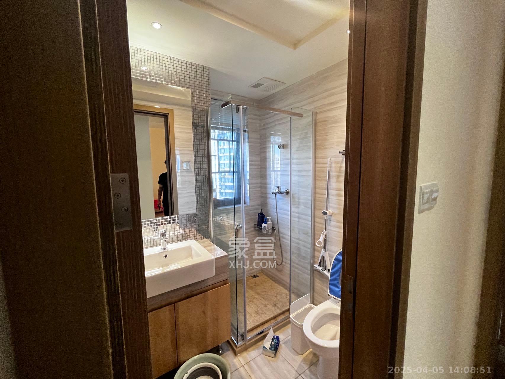 恒大上林苑  1室1厅1卫    2500.0元/月 恒大上林苑  1室1厅1卫    2500.0元/月室内图